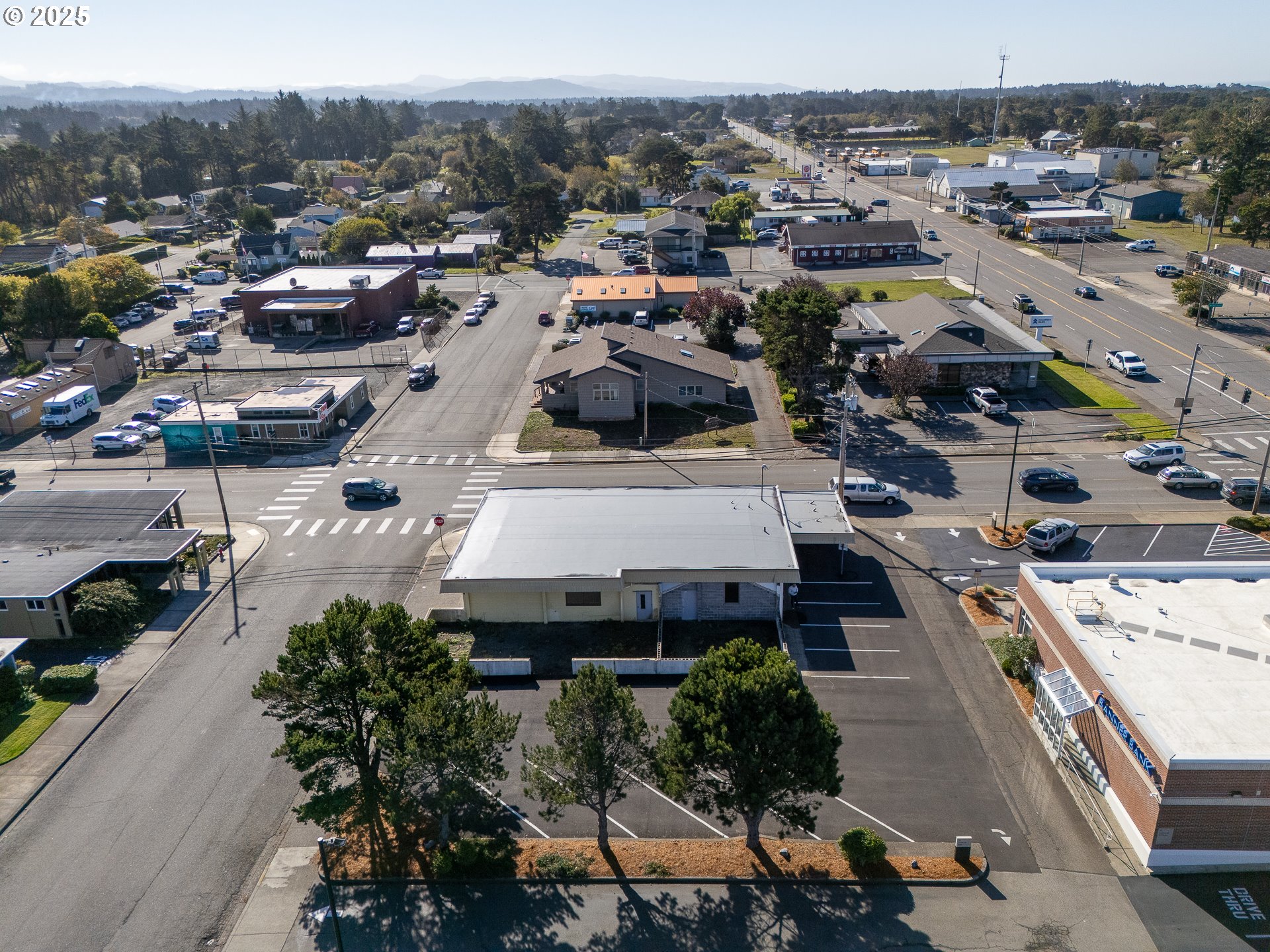 1092 ALABAMA AVE SE, Bandon