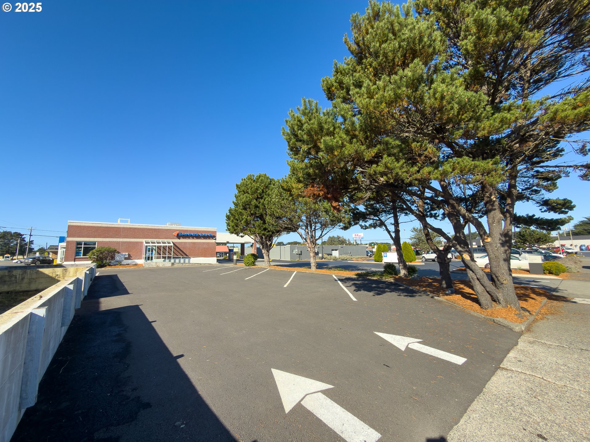 1092 ALABAMA AVE SE, Bandon