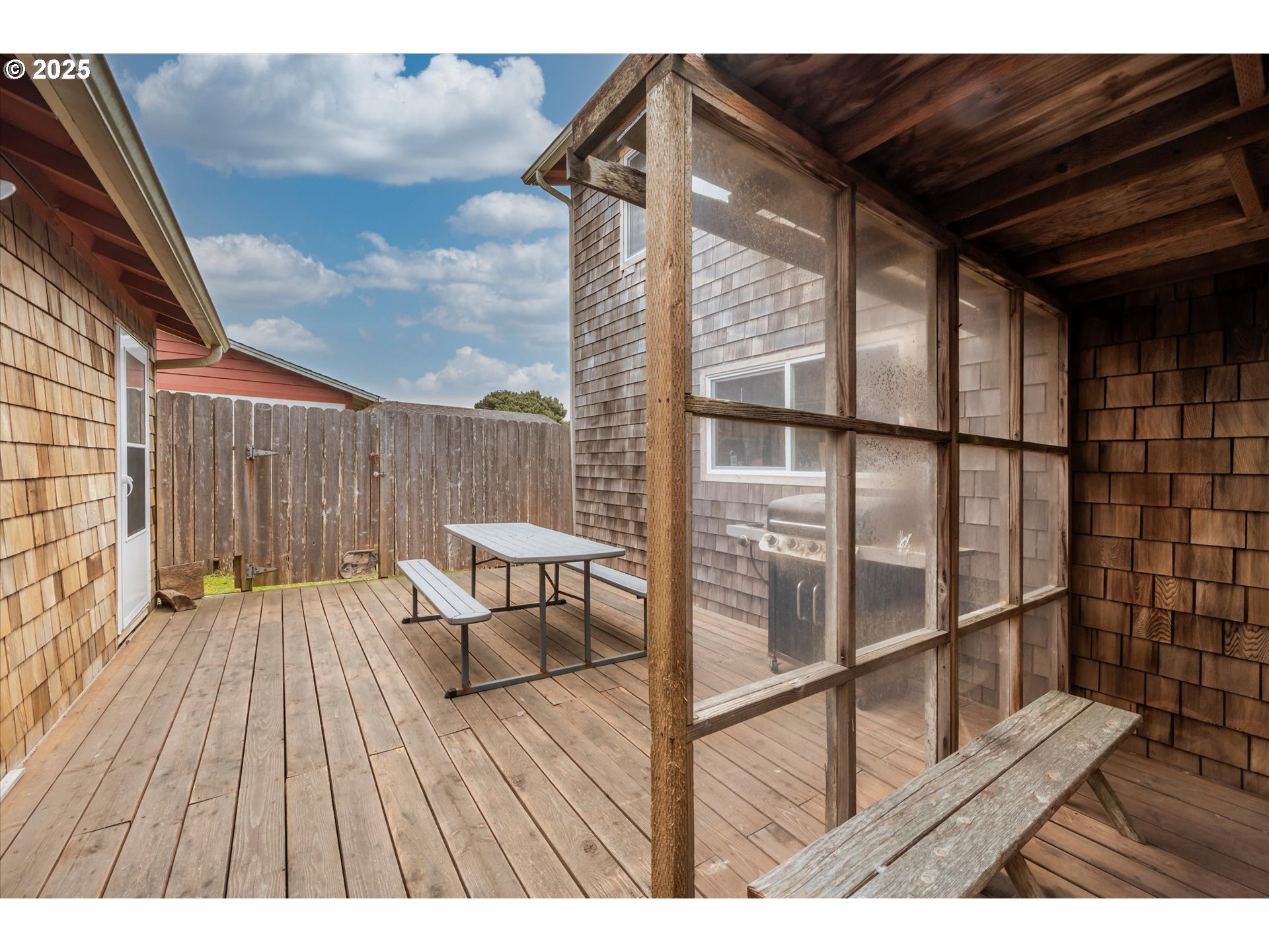 1145 NEWPORT AVE SW, Bandon