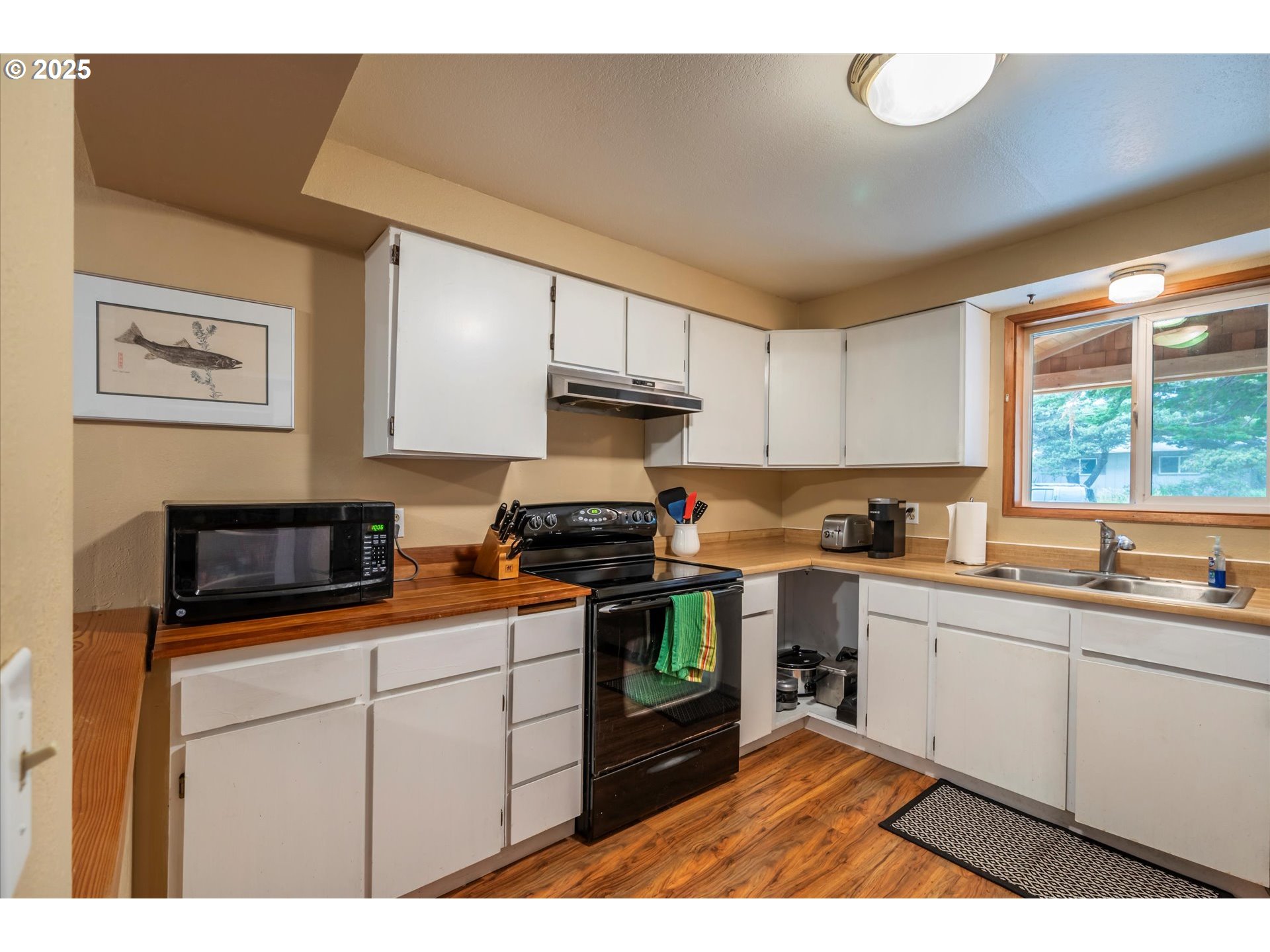 1145 NEWPORT AVE SW, Bandon