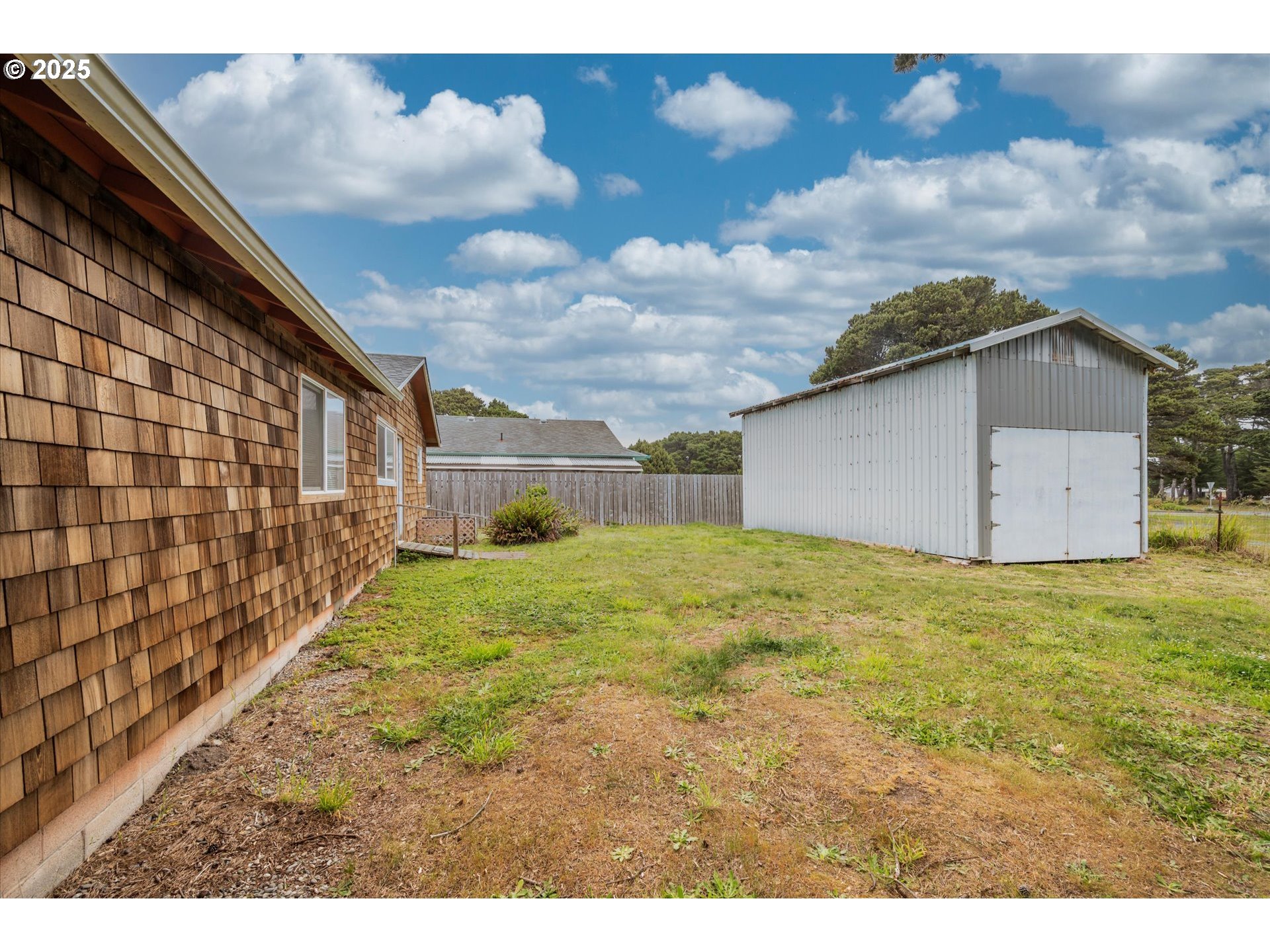 1145 NEWPORT AVE SW, Bandon