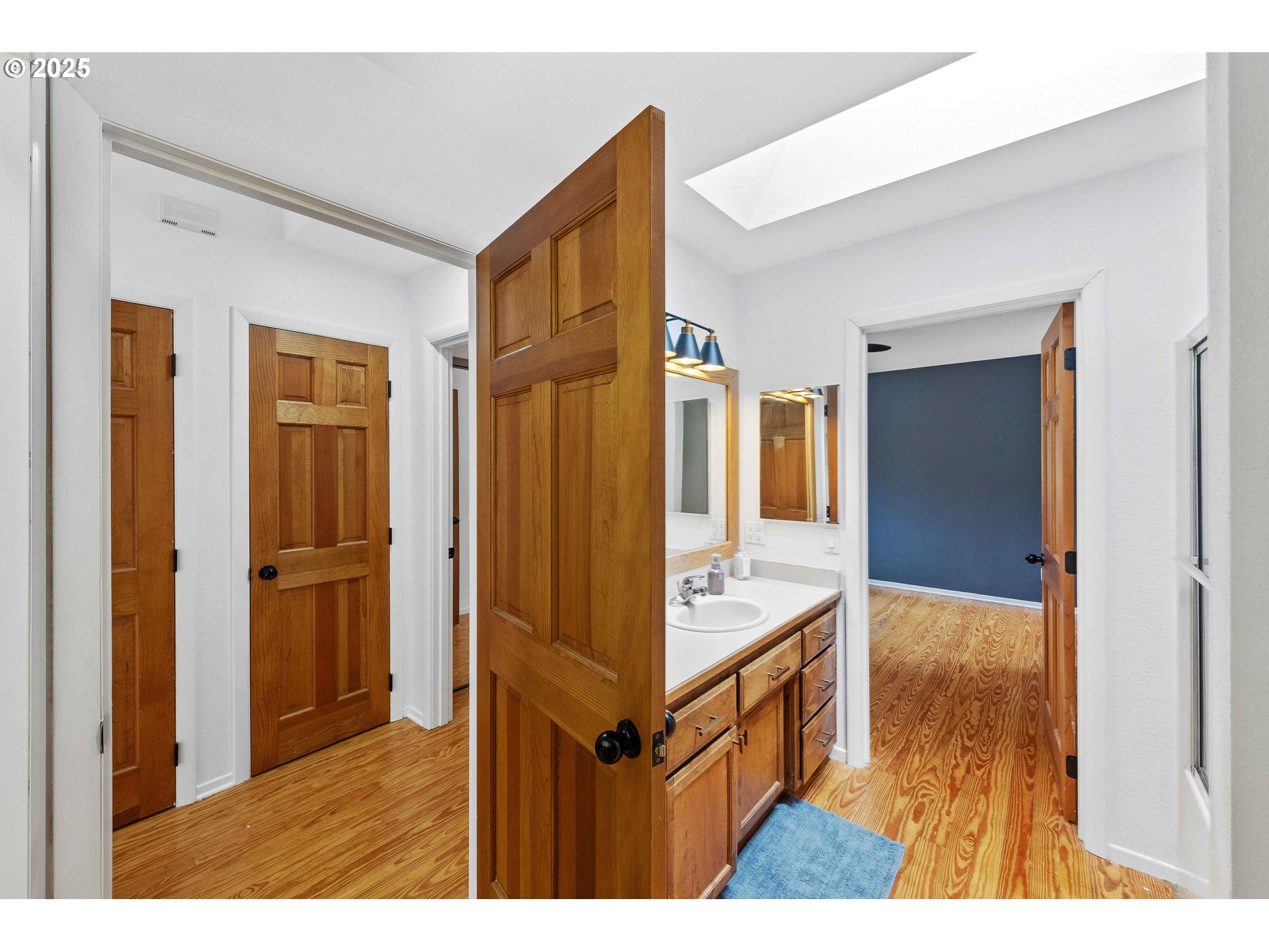 1023 MICHIGAN AVE NE