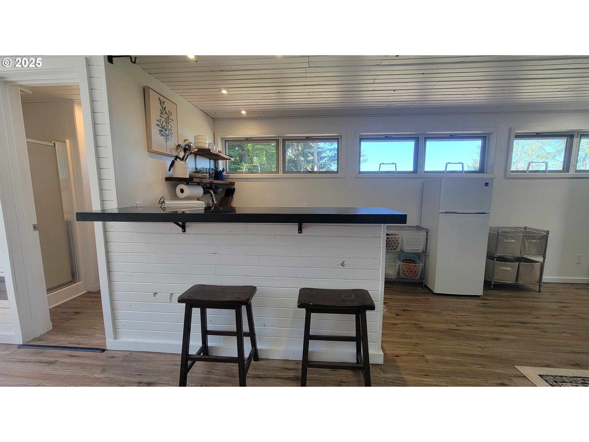 1023 MICHIGAN AVE NE