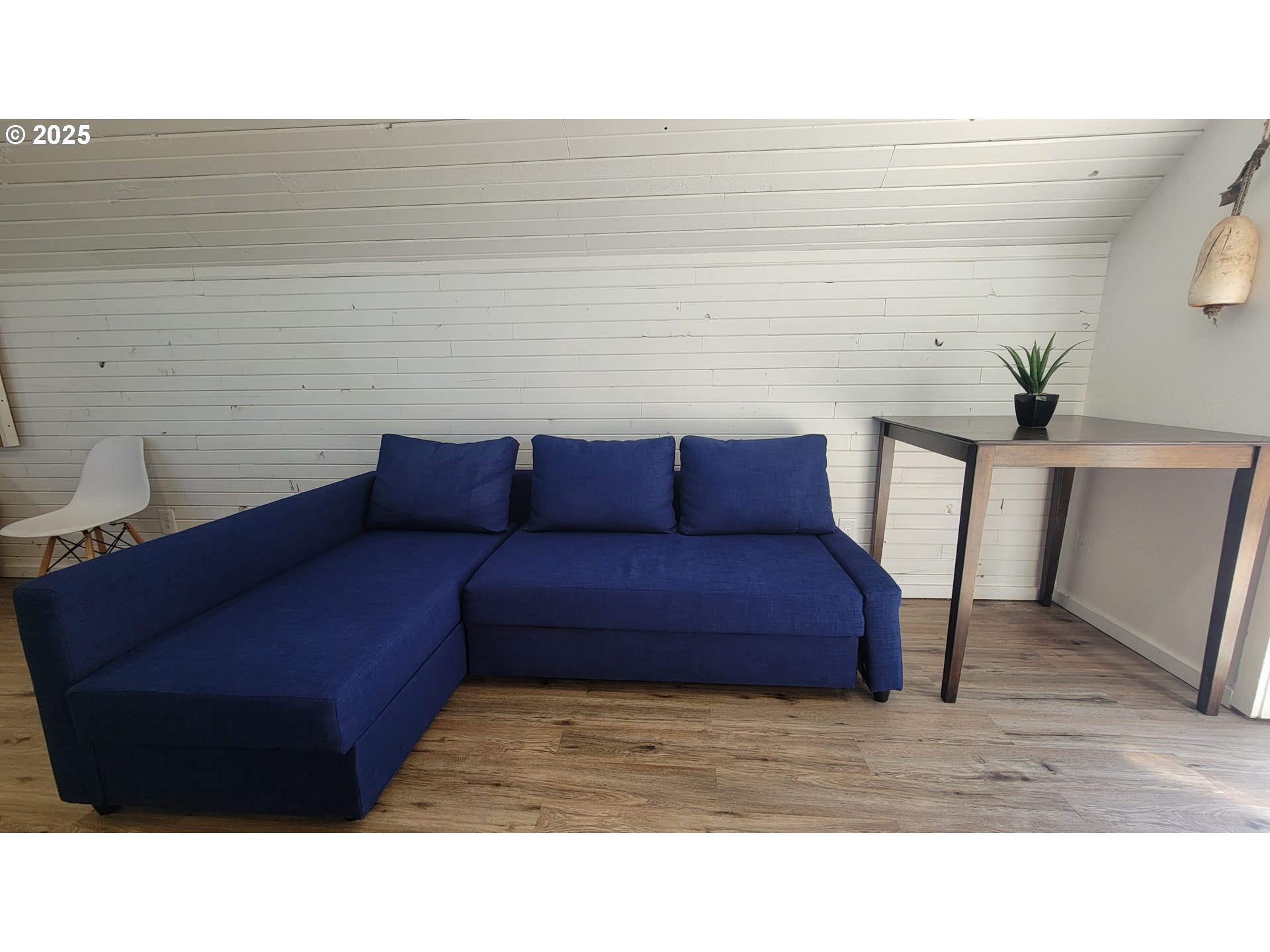 1023 MICHIGAN AVE NE