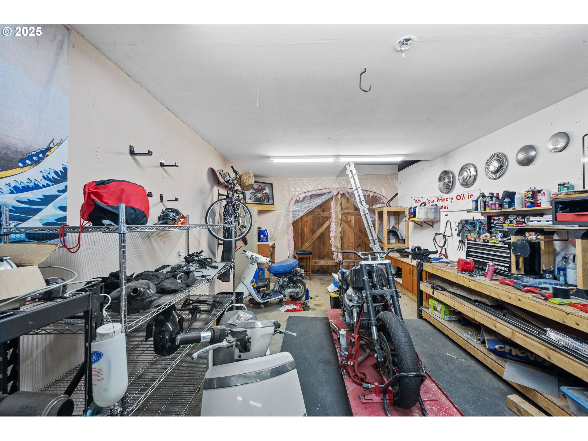 1023 MICHIGAN AVE NE