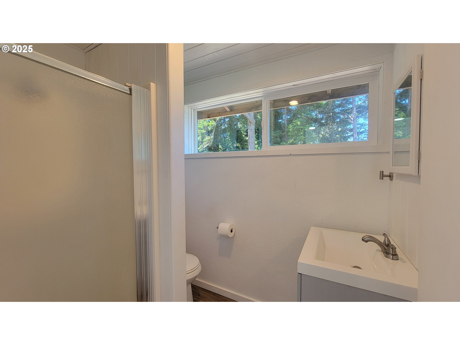 1023 MICHIGAN AVE NE