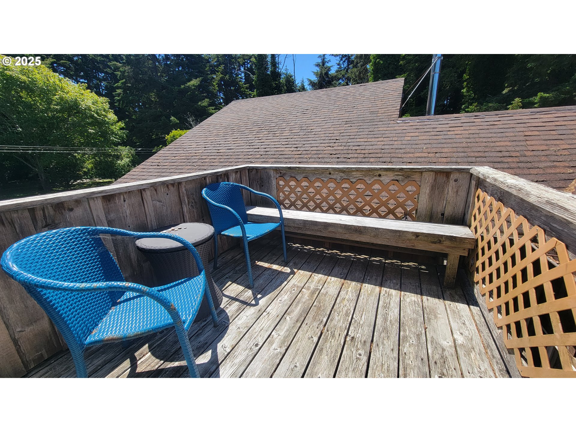 1023 MICHIGAN AVE NE