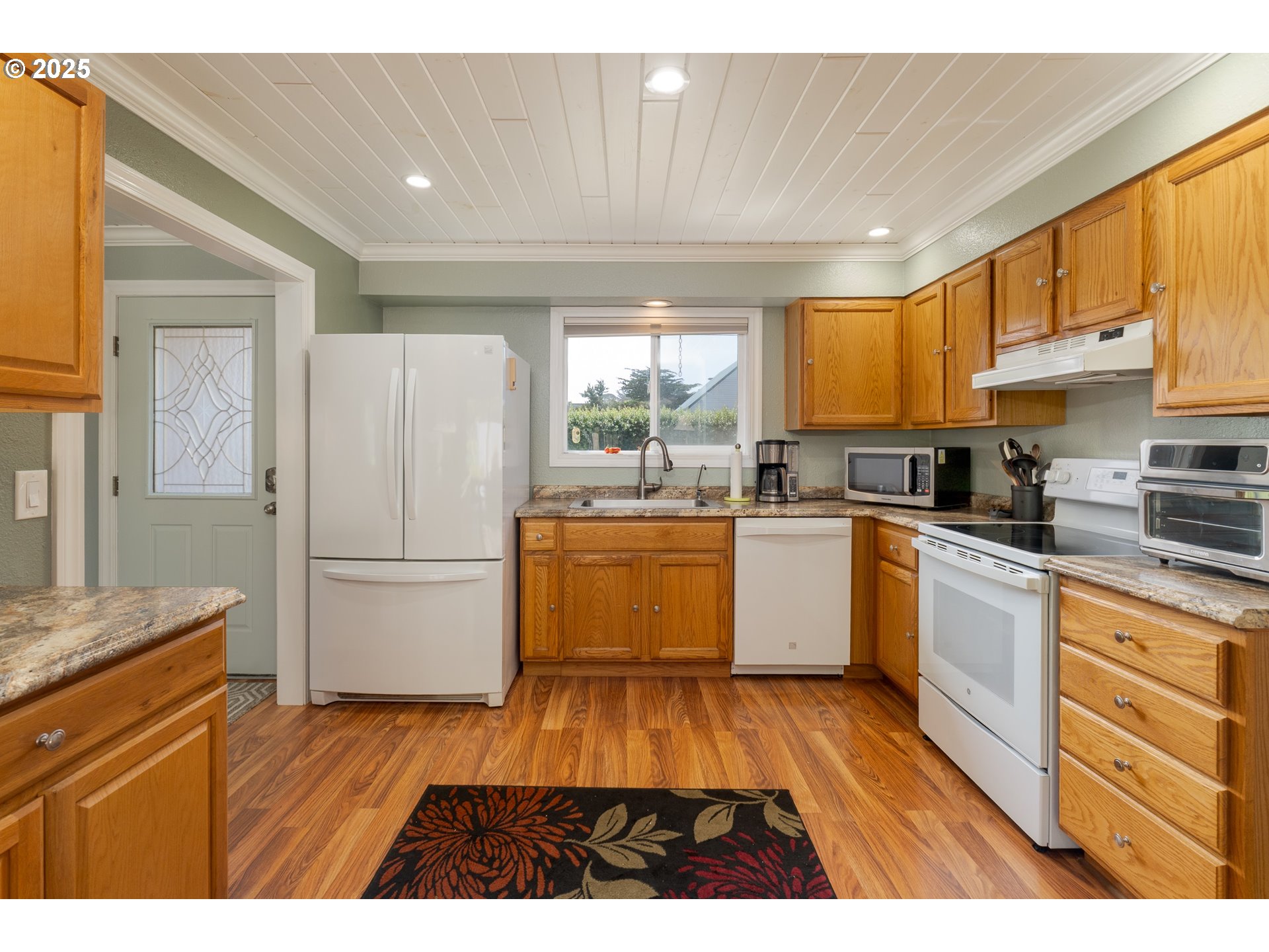 665 Edison Ave SW