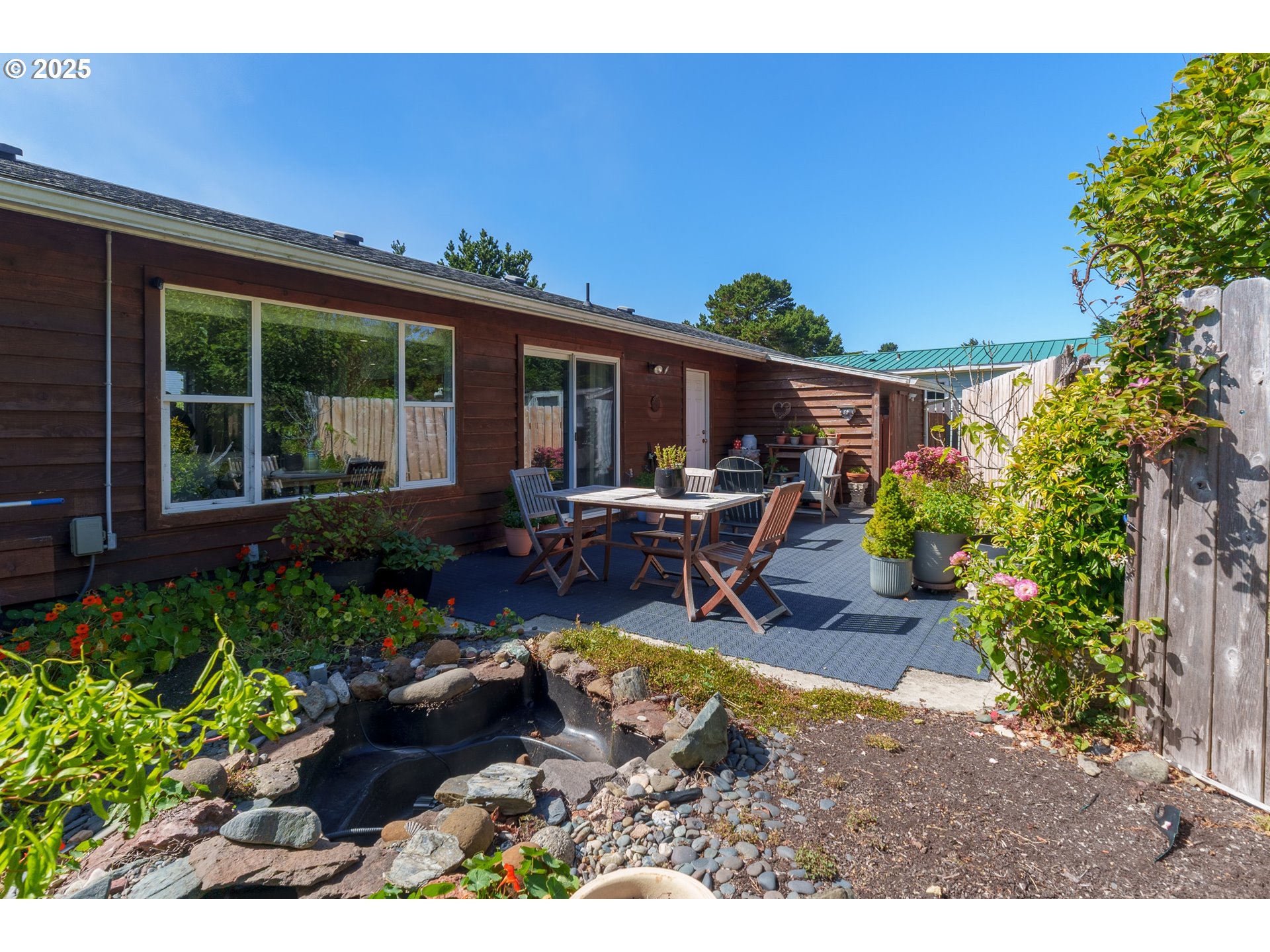 665 Edison Ave SW