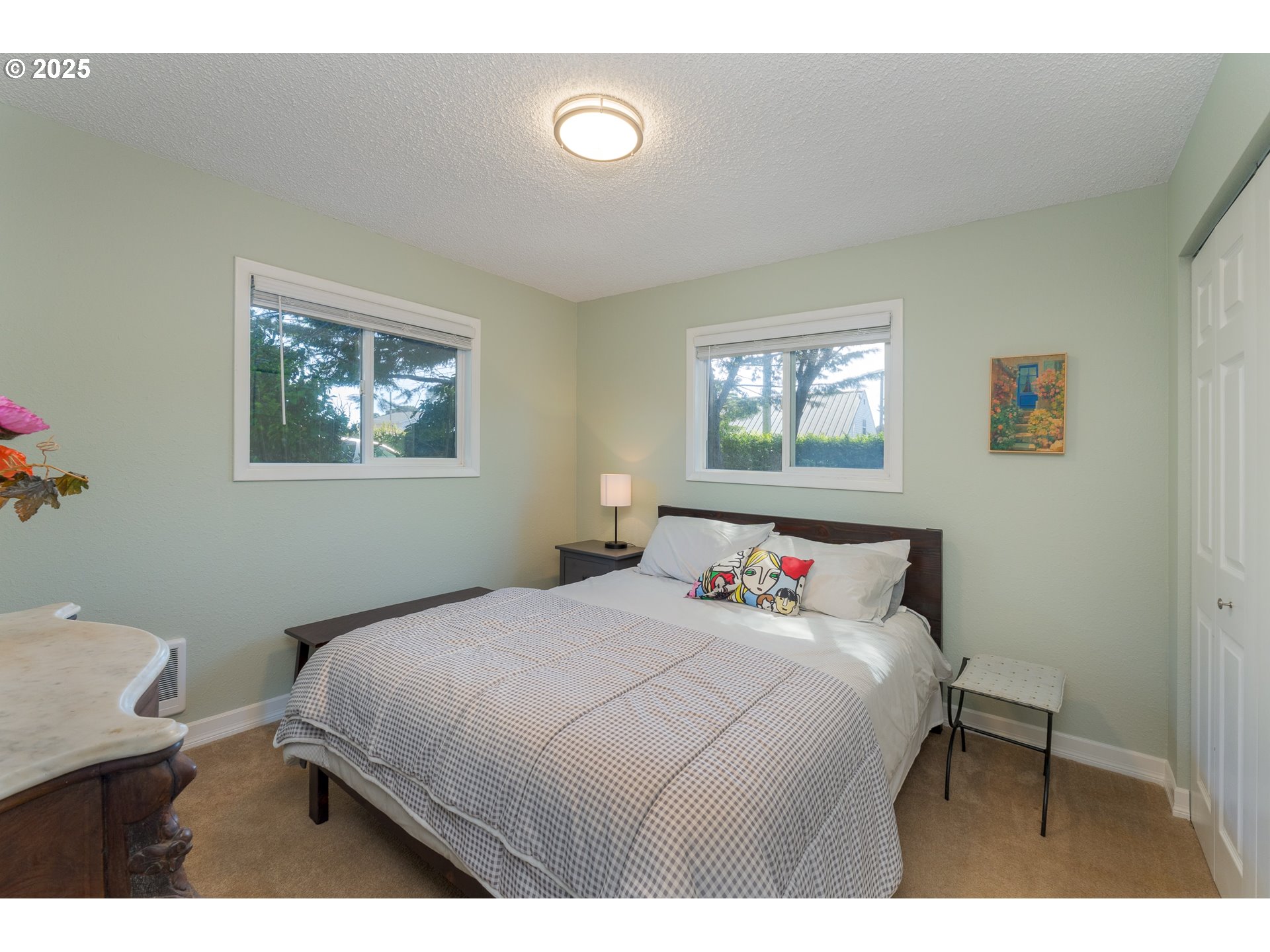 665 Edison Ave SW