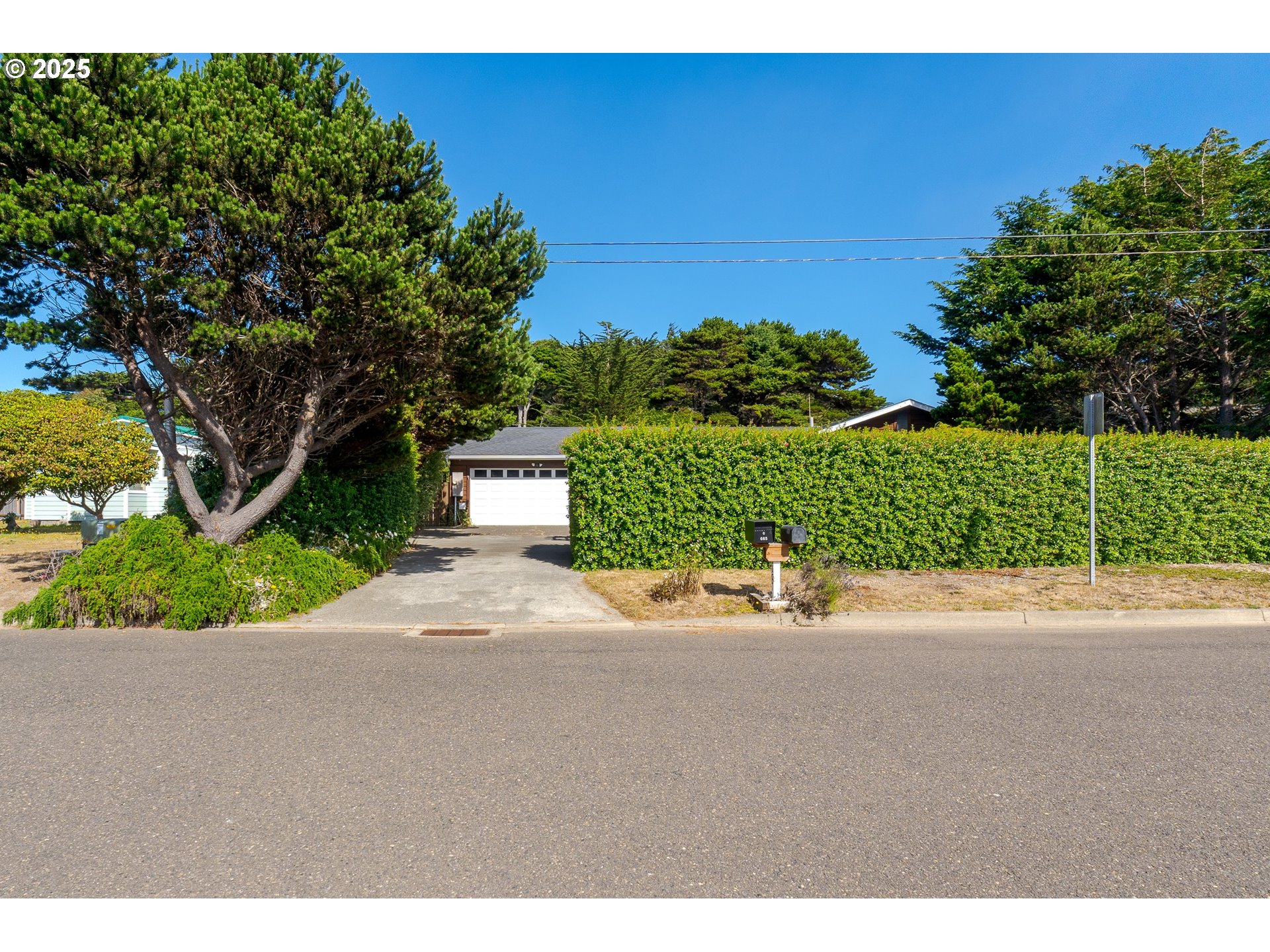 665 Edison Ave SW