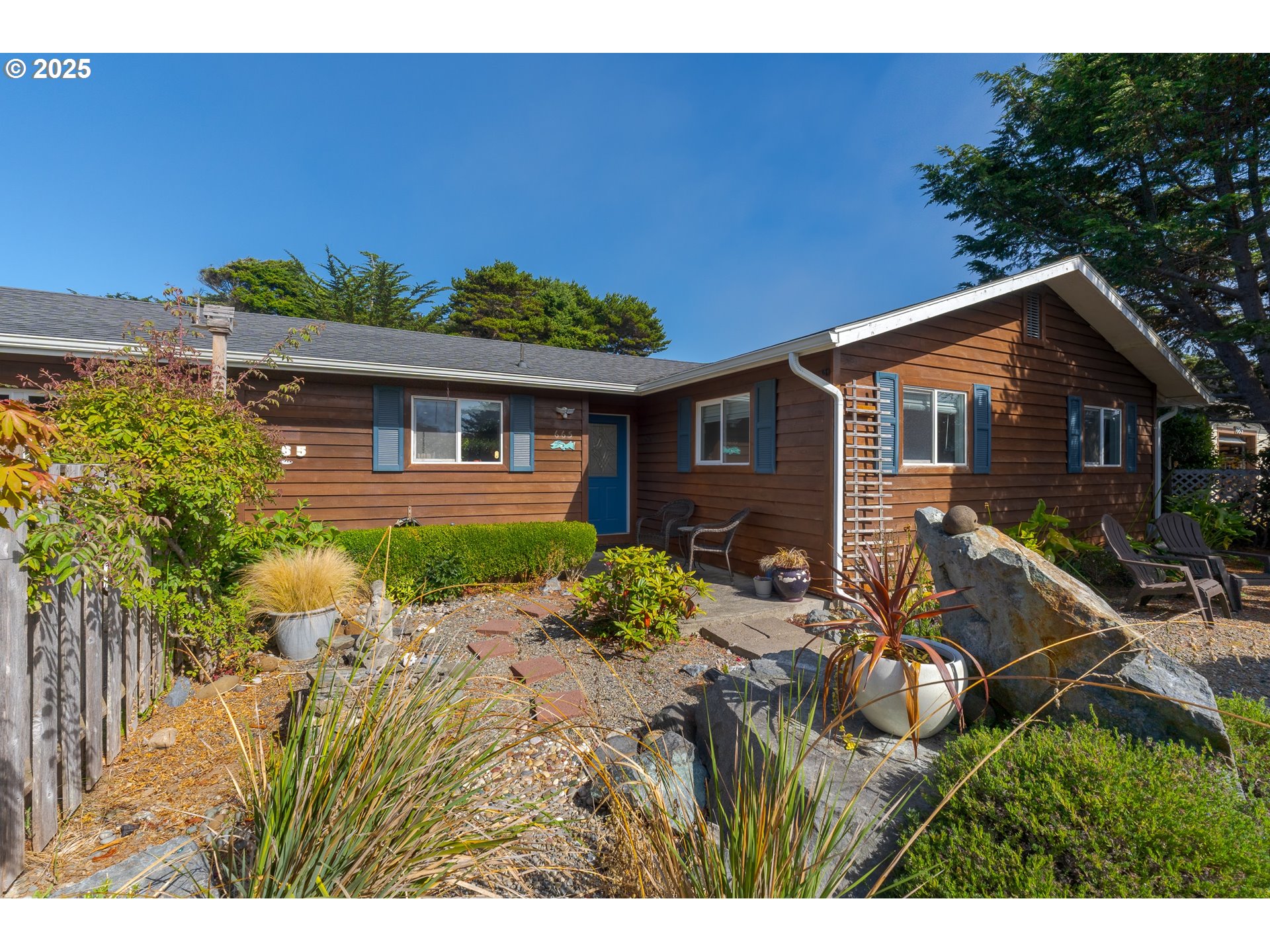 665 Edison Ave SW