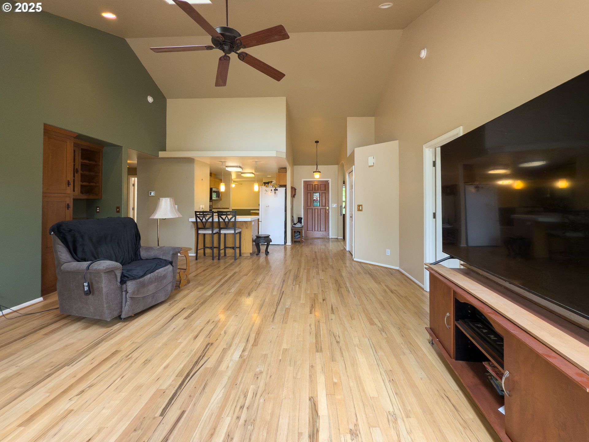 1291 MONTECELLO DR