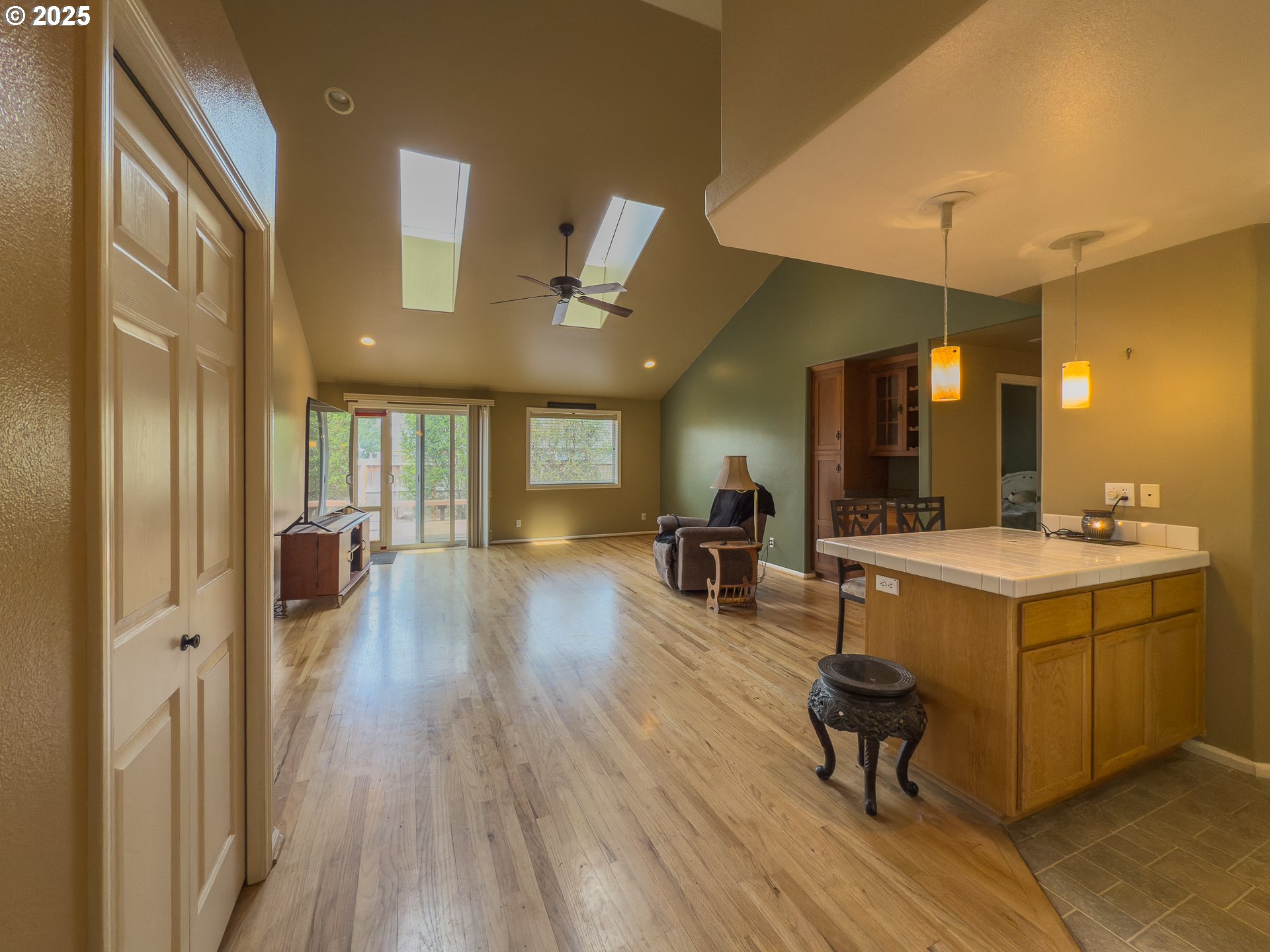 1291 MONTECELLO DR