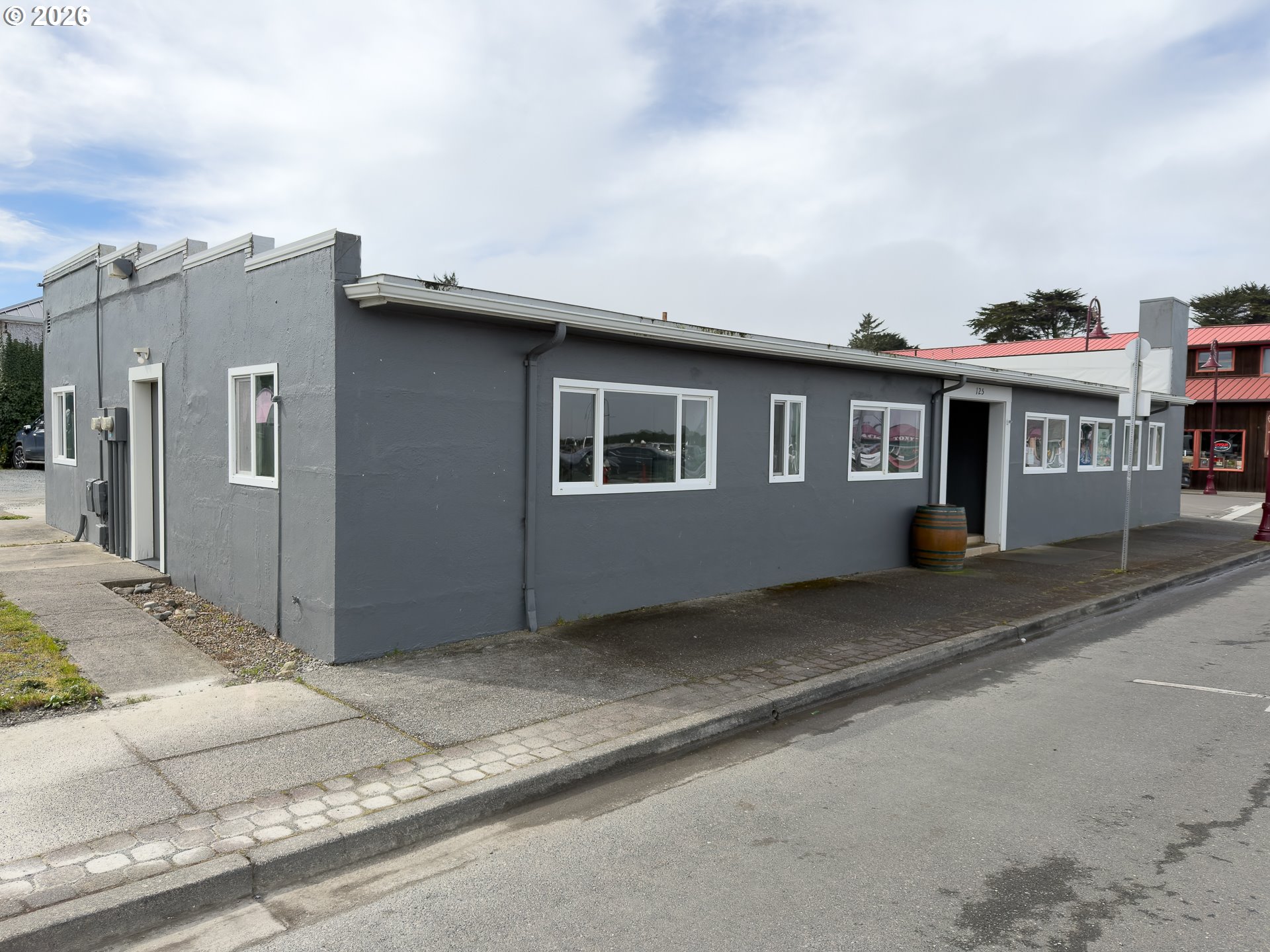 125 BALTIMORE AVE SE