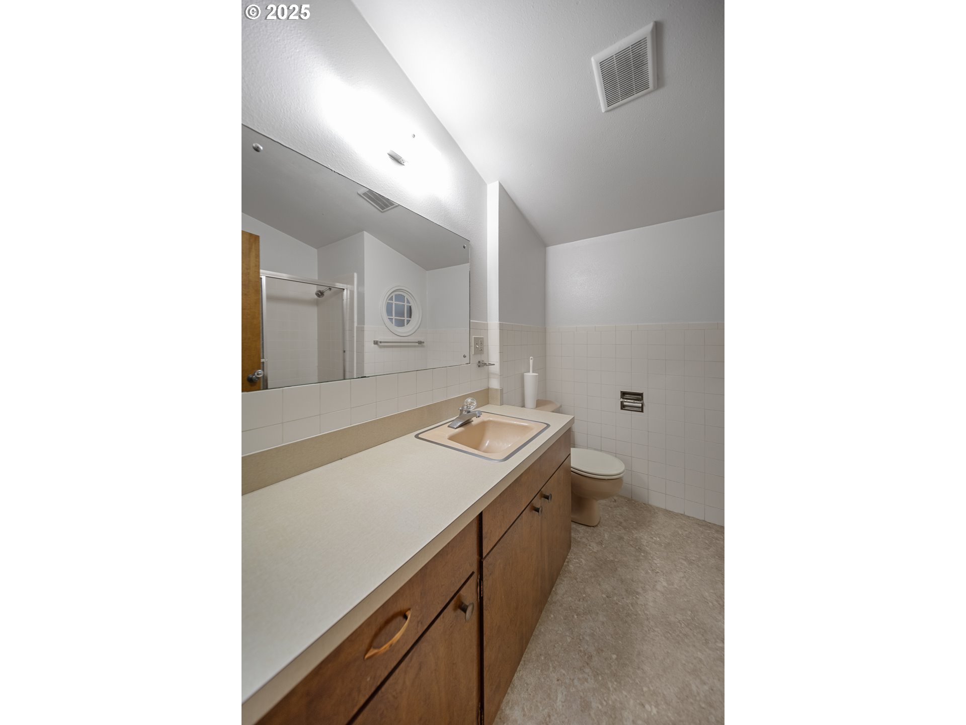 604 THORTON OAR LN, Reedsport