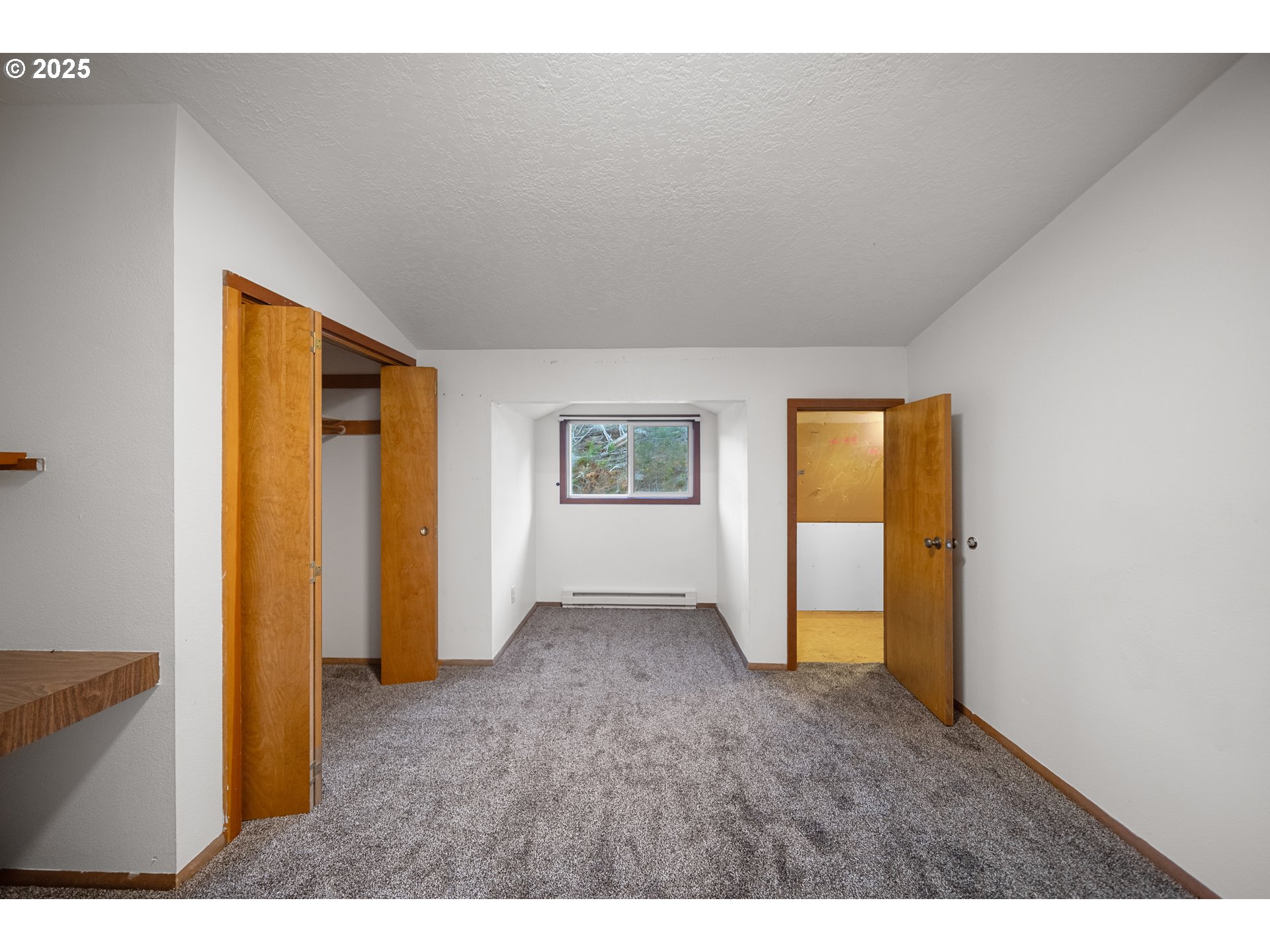 604 THORTON OAR LN, Reedsport