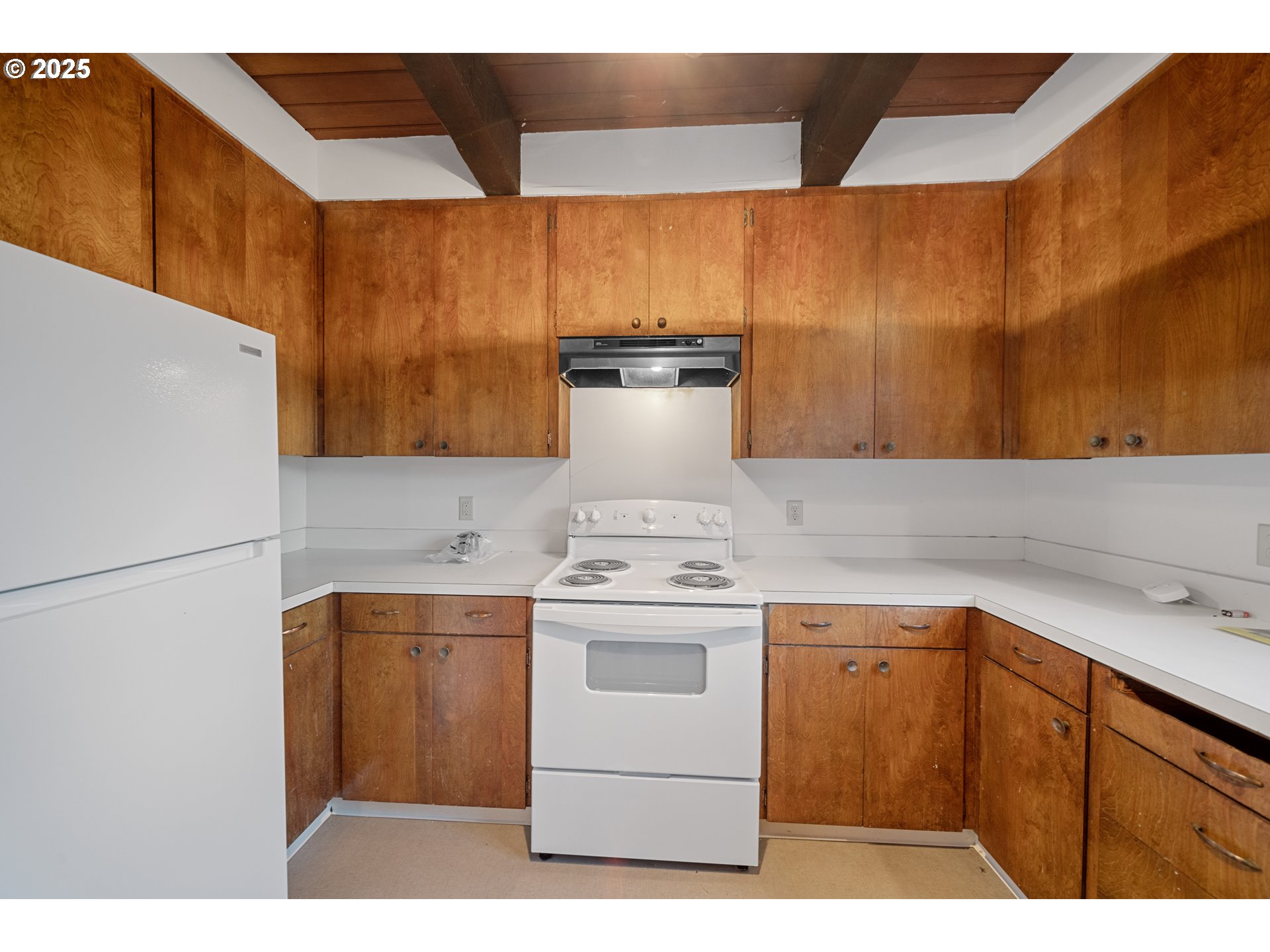 604 THORTON OAR LN, Reedsport