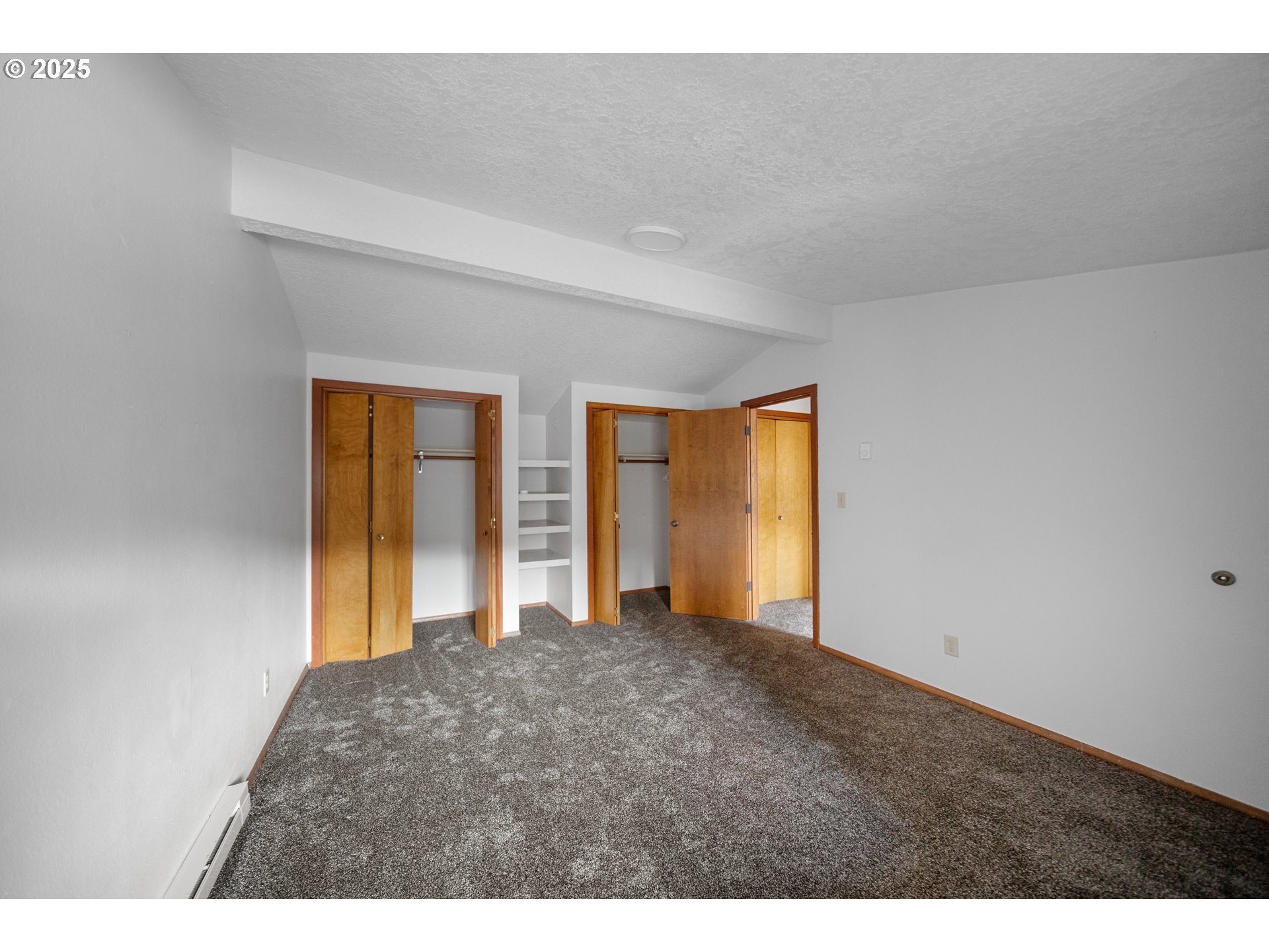 604 THORTON OAR LN, Reedsport