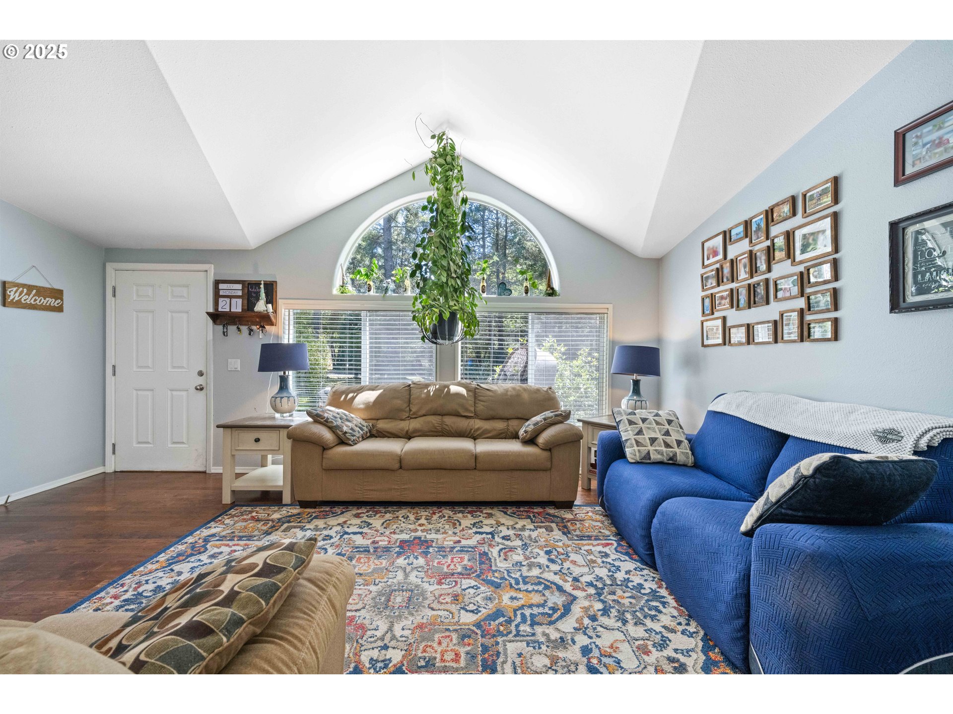 Immaculate 4 Bedroom Home On Spacious .62AC Lot!