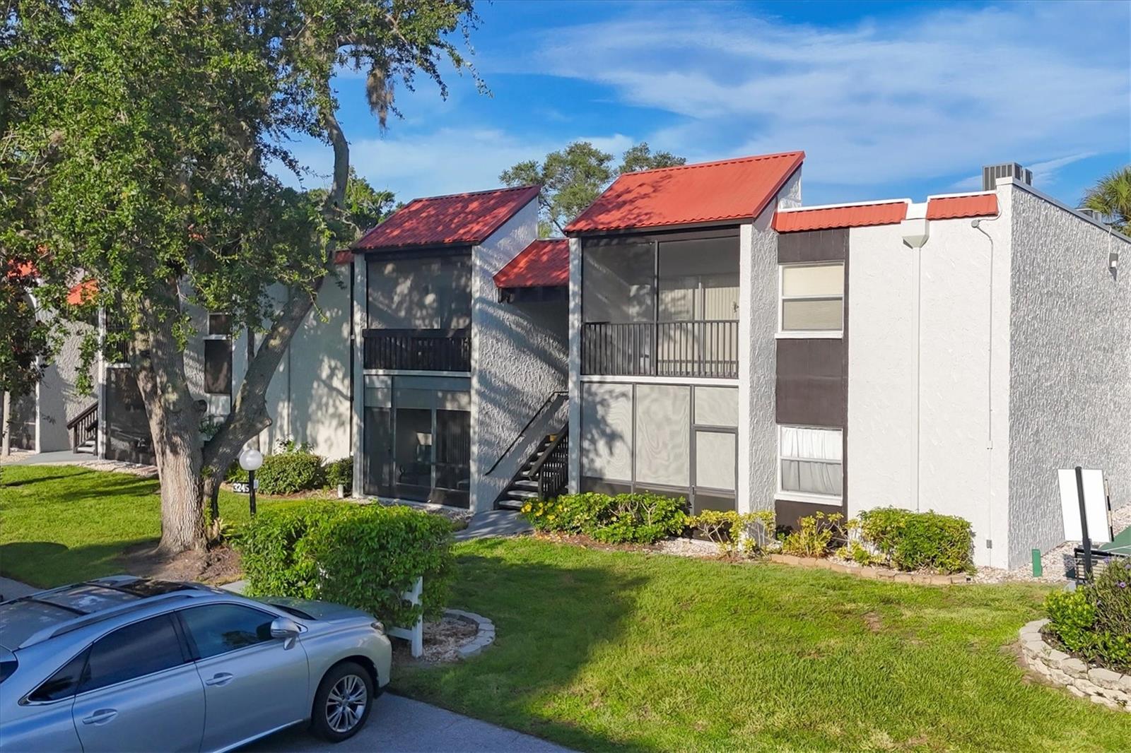 3245 BENEVA RD #104