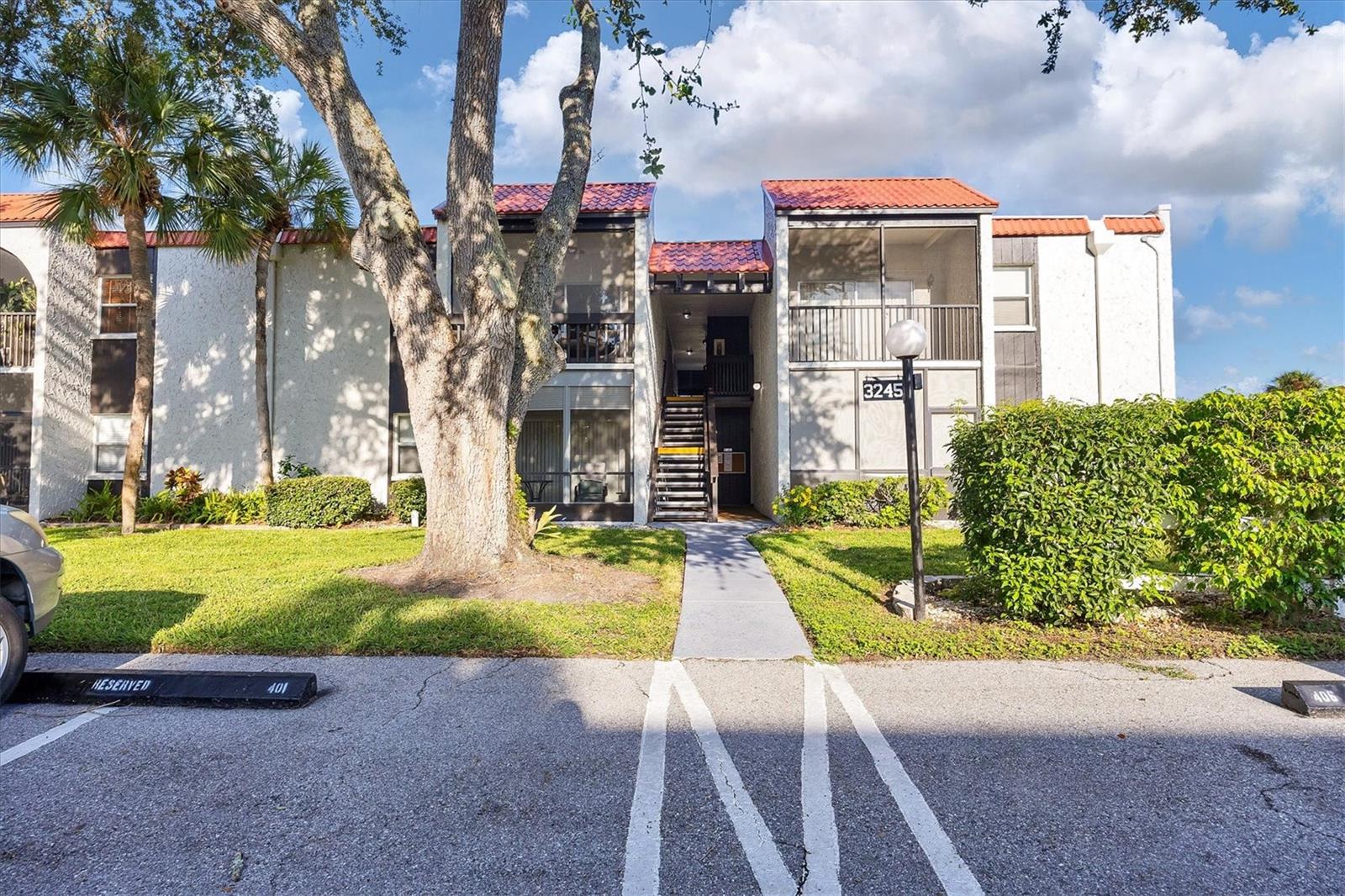 3245 BENEVA RD #104