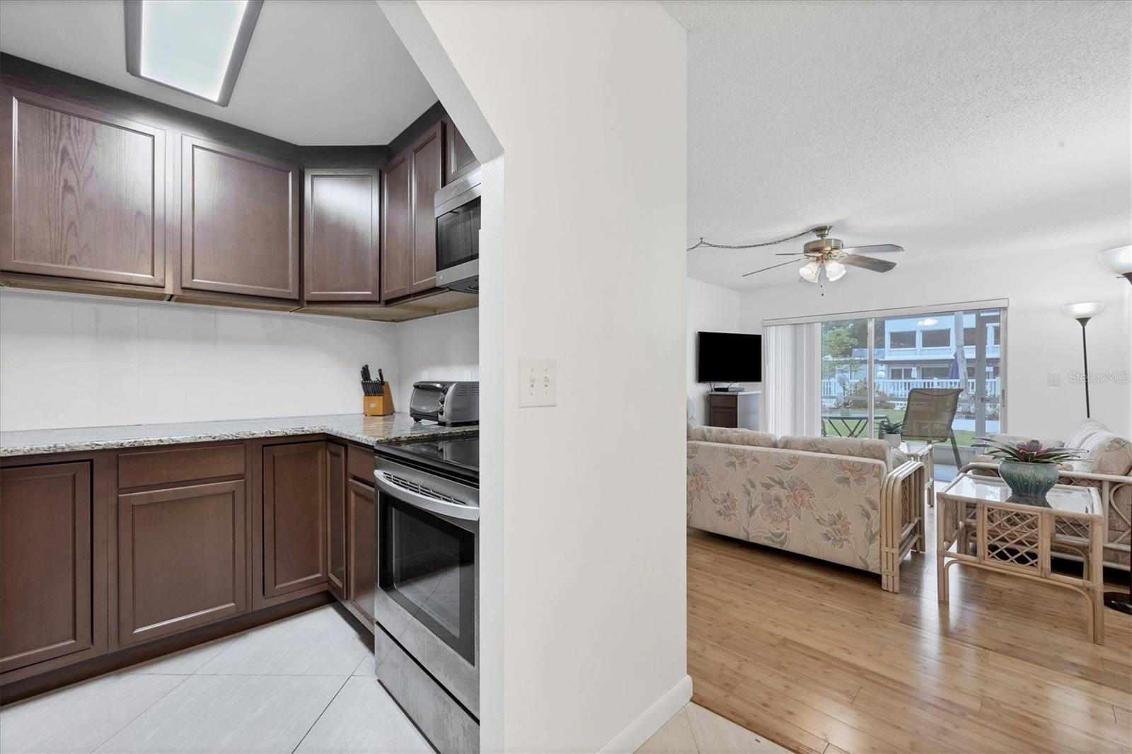 3245 BENEVA RD #104