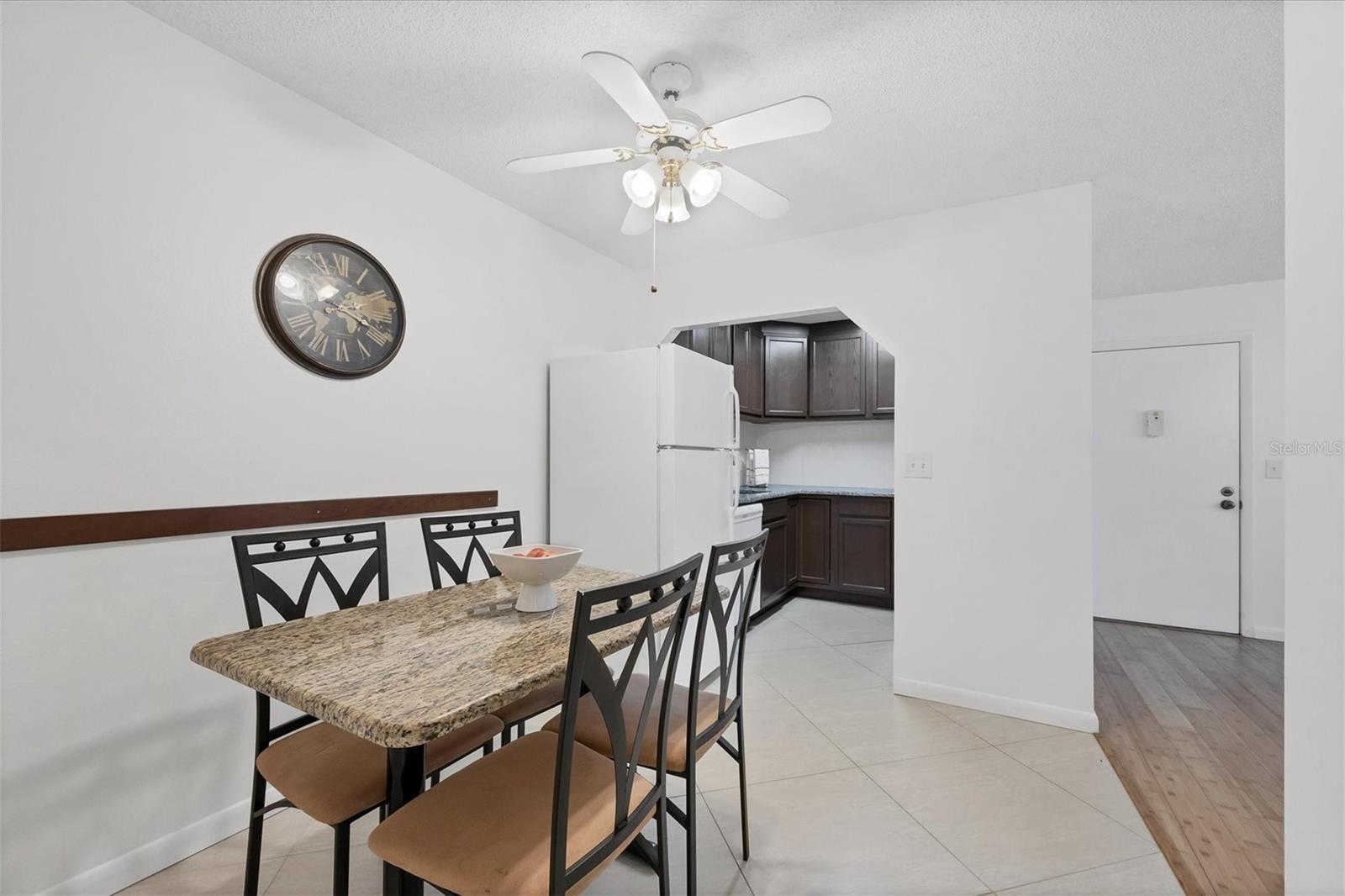 3245 BENEVA RD #104