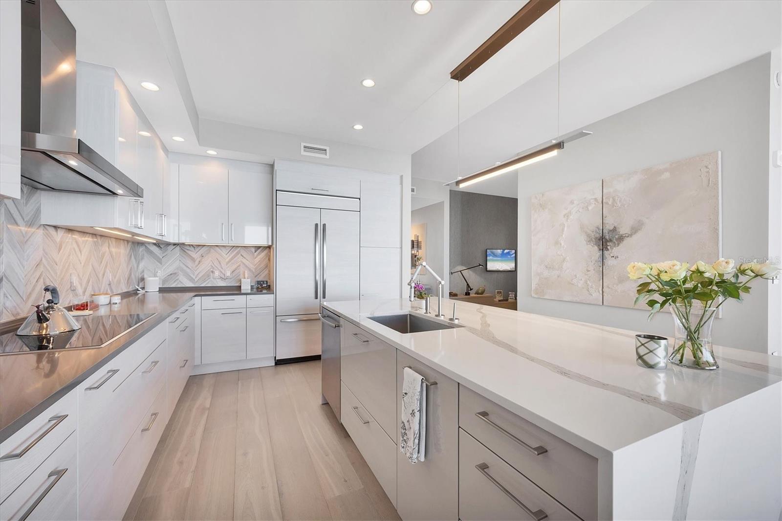 1155 N GULFSTREAM AVE #1205