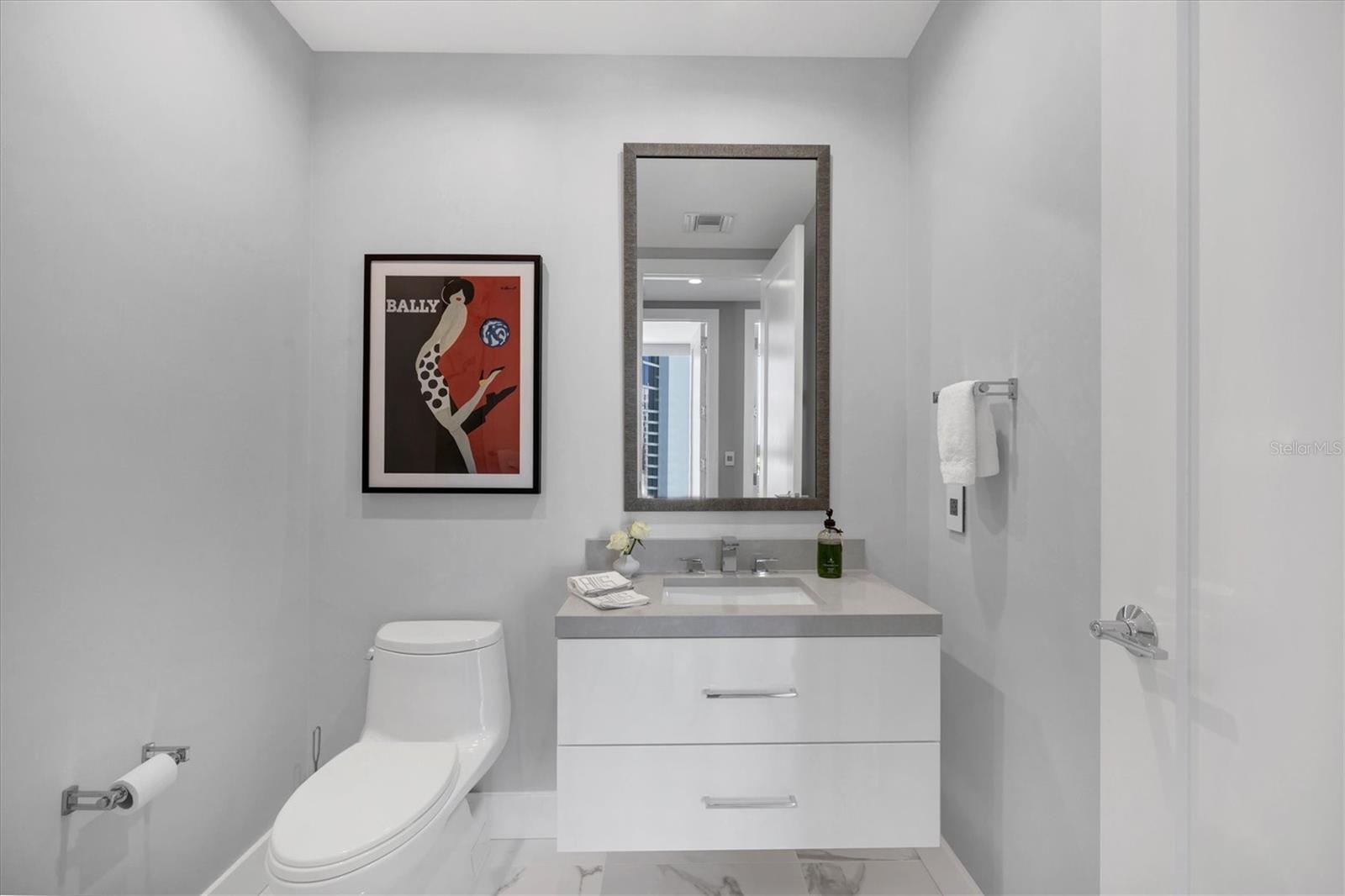 1155 N GULFSTREAM AVE #1205