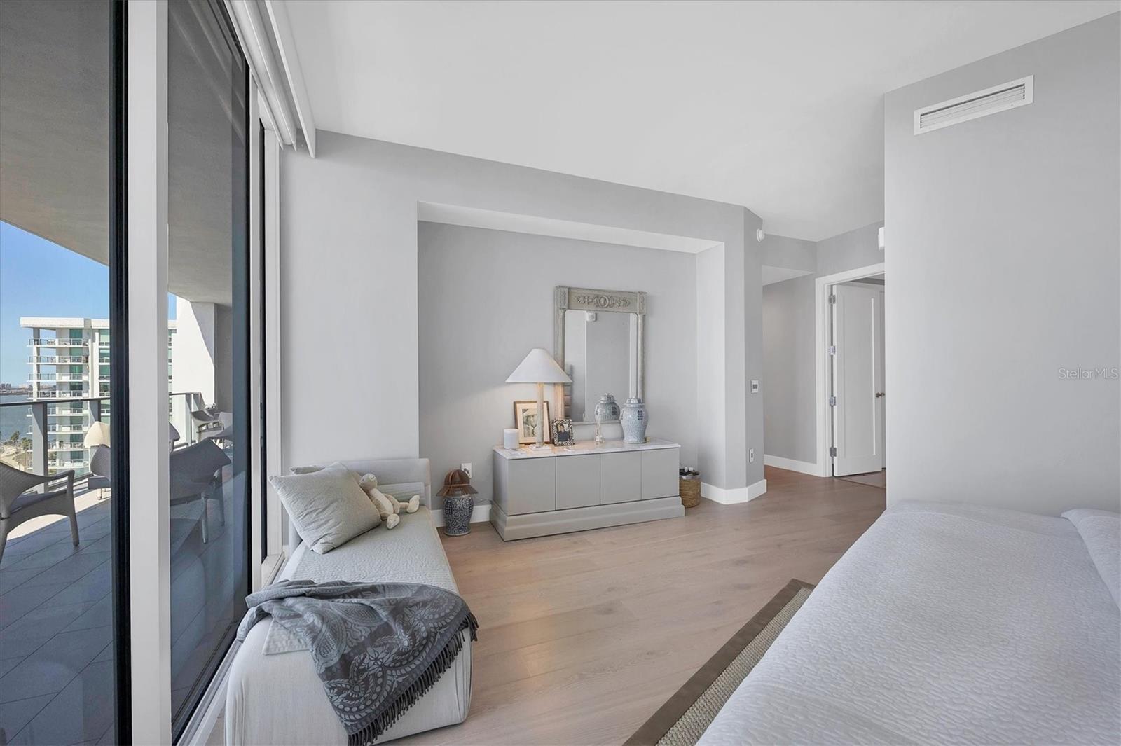 1155 N GULFSTREAM AVE #1205