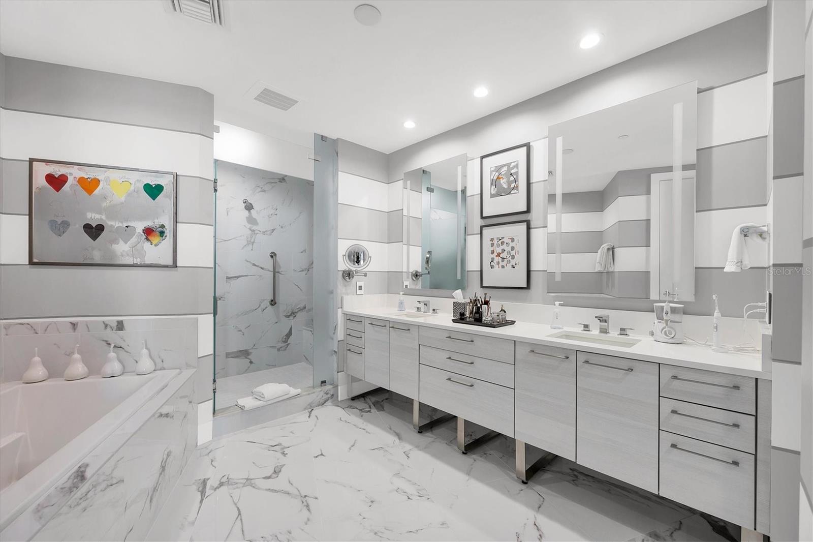 1155 N GULFSTREAM AVE #1205