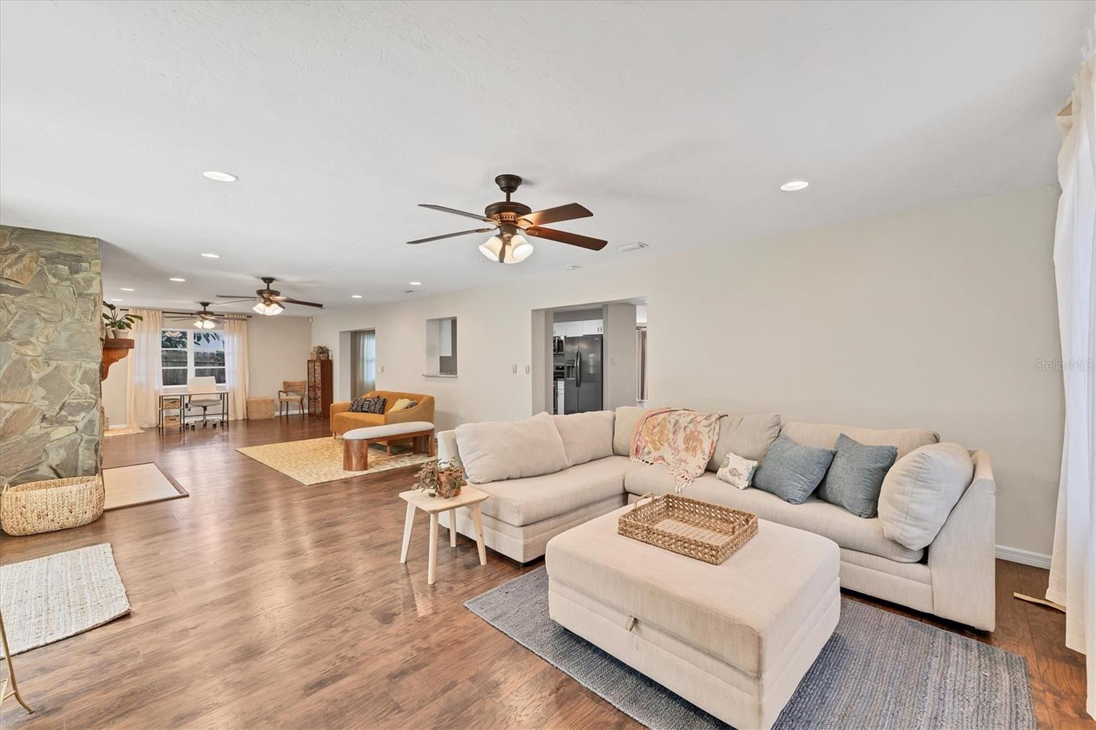 3503 KINGSWOOD DR