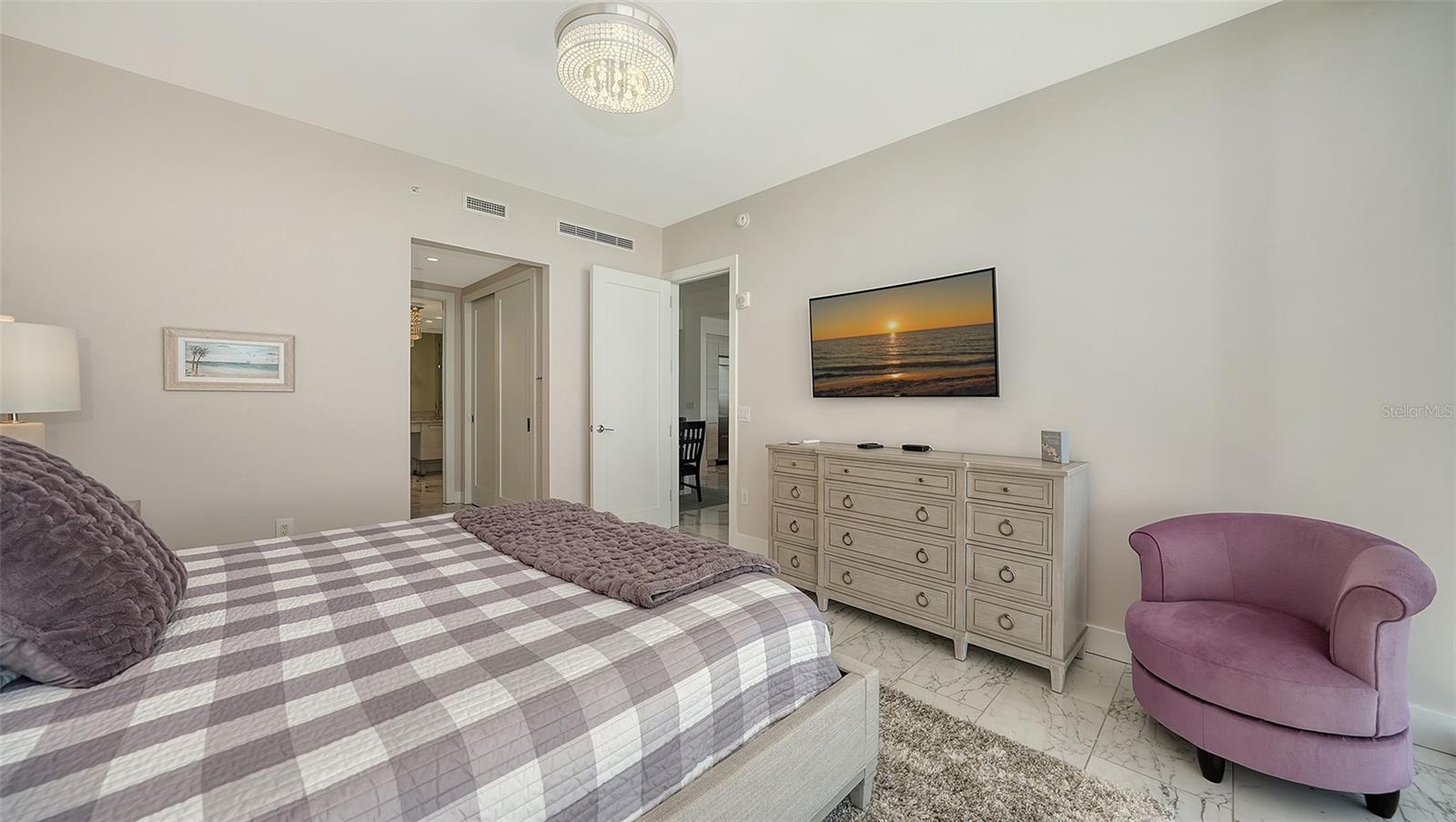 1155 N GULFSTREAM AVE #1106