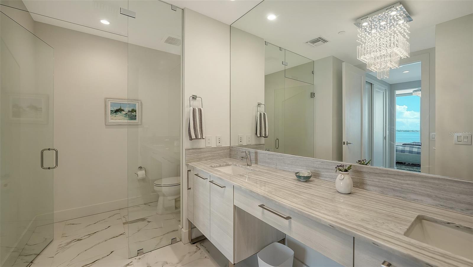 1155 N GULFSTREAM AVE #1106