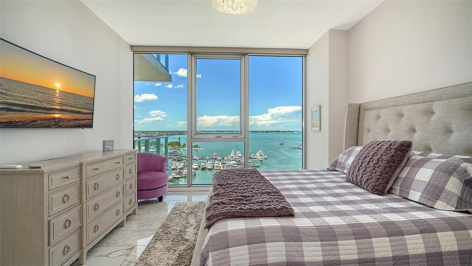 1155 N GULFSTREAM AVE #1106