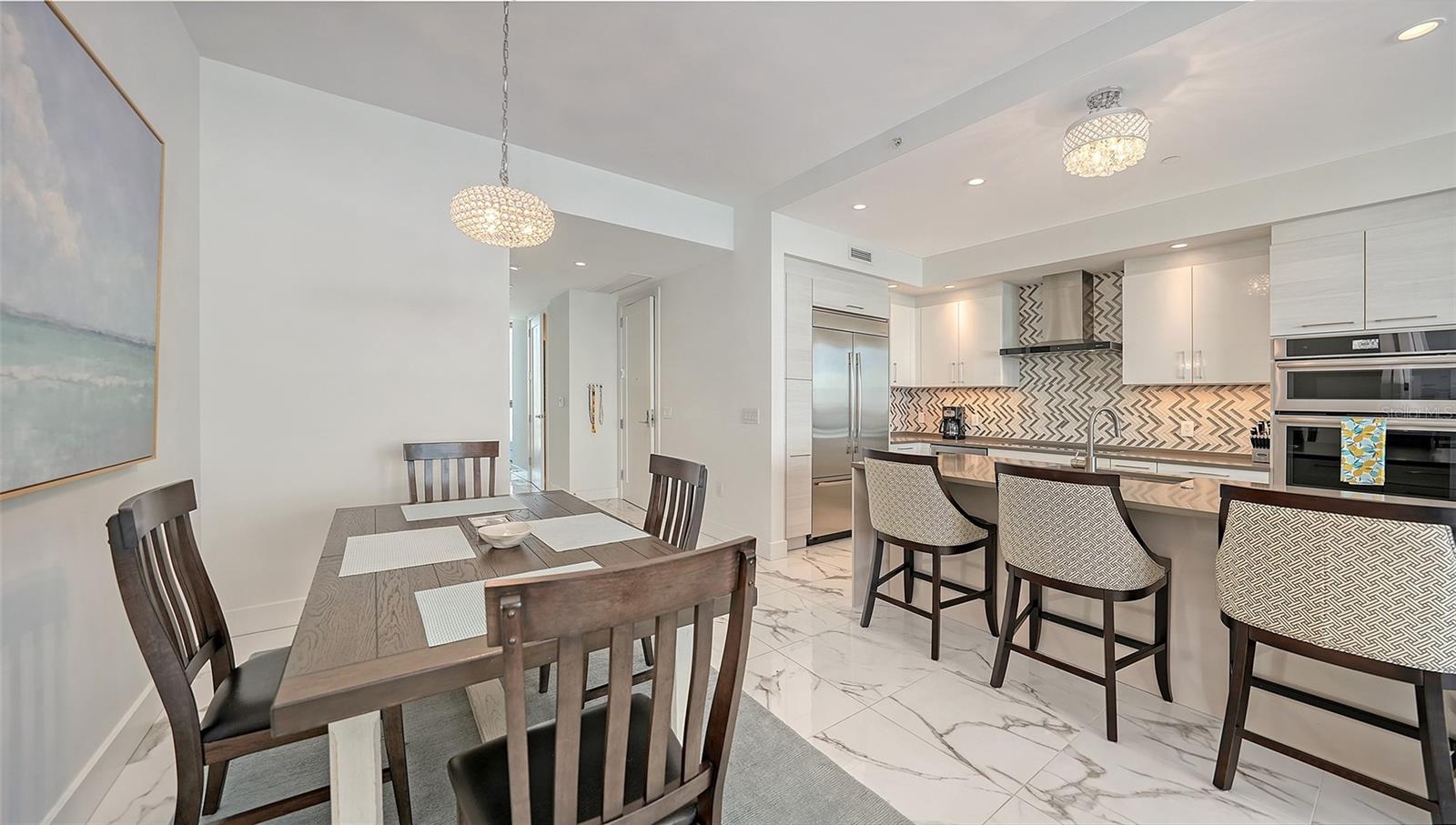 1155 N GULFSTREAM AVE #1106