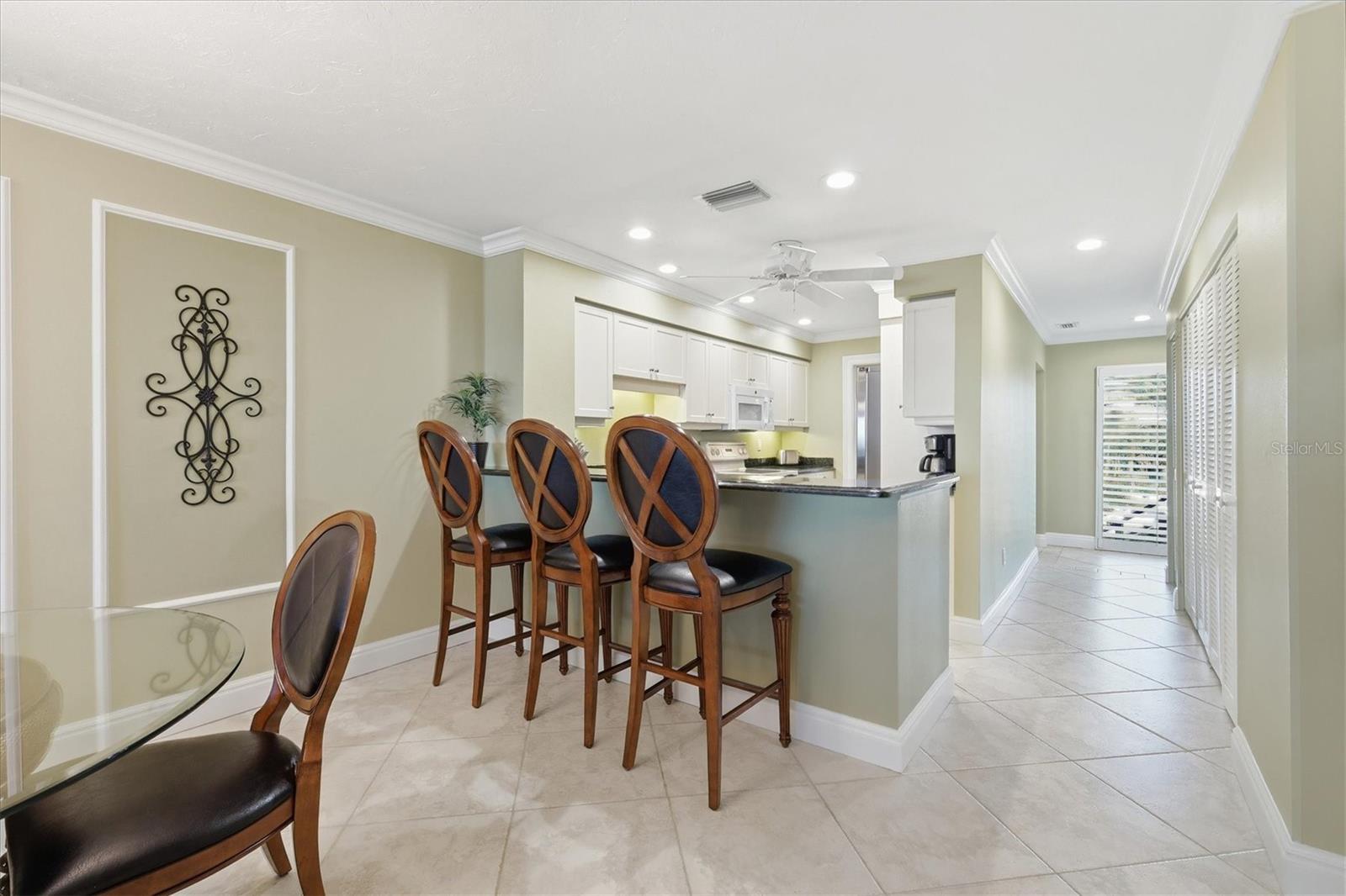 5393 GULF OF MEXICO DR #211