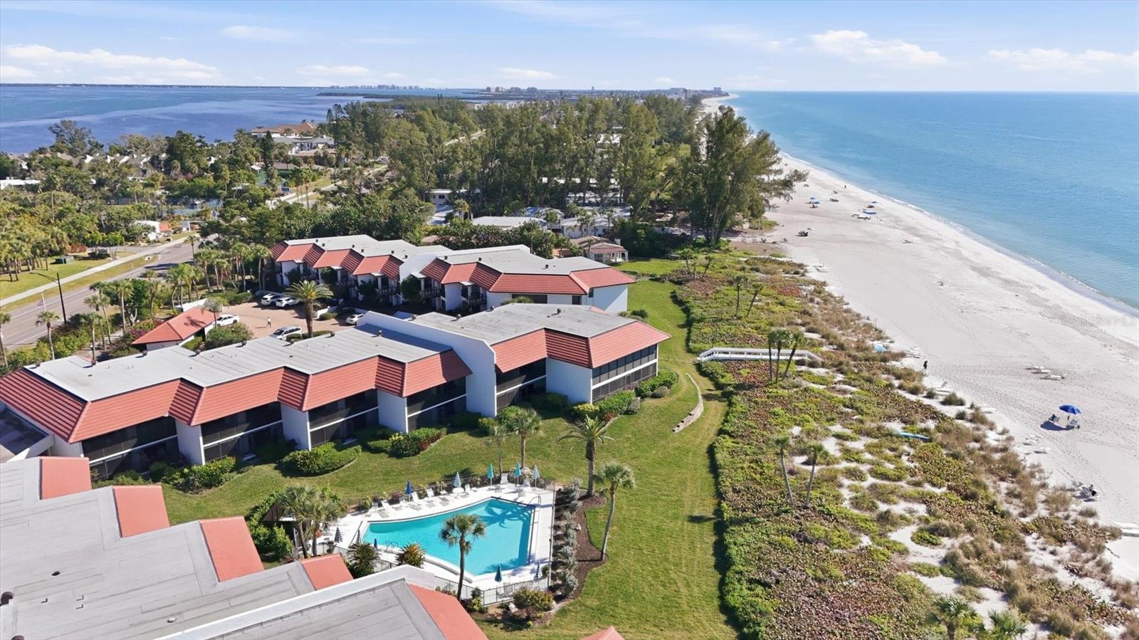 5393 GULF OF MEXICO DR #211