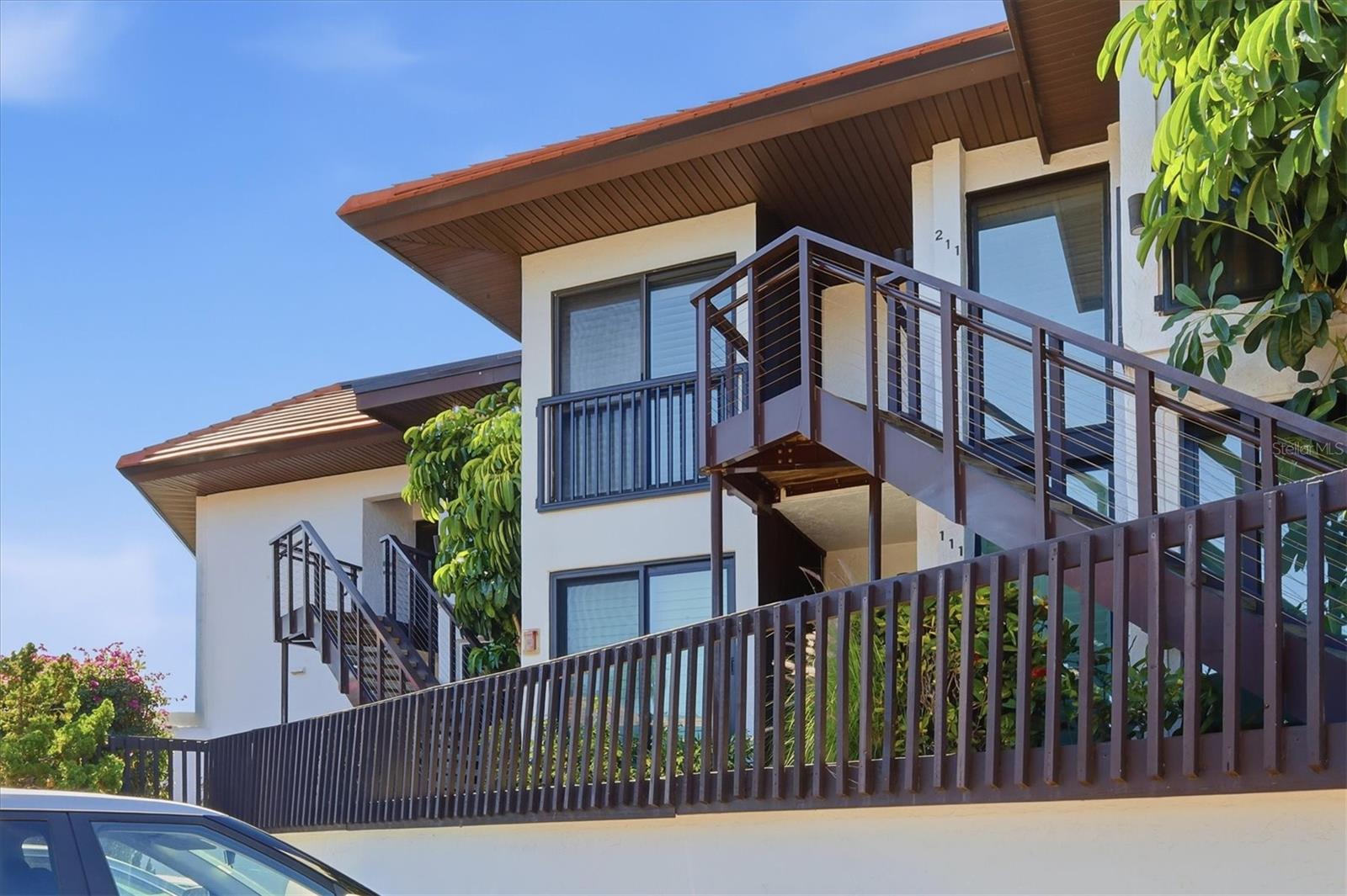 5393 GULF OF MEXICO DR #211