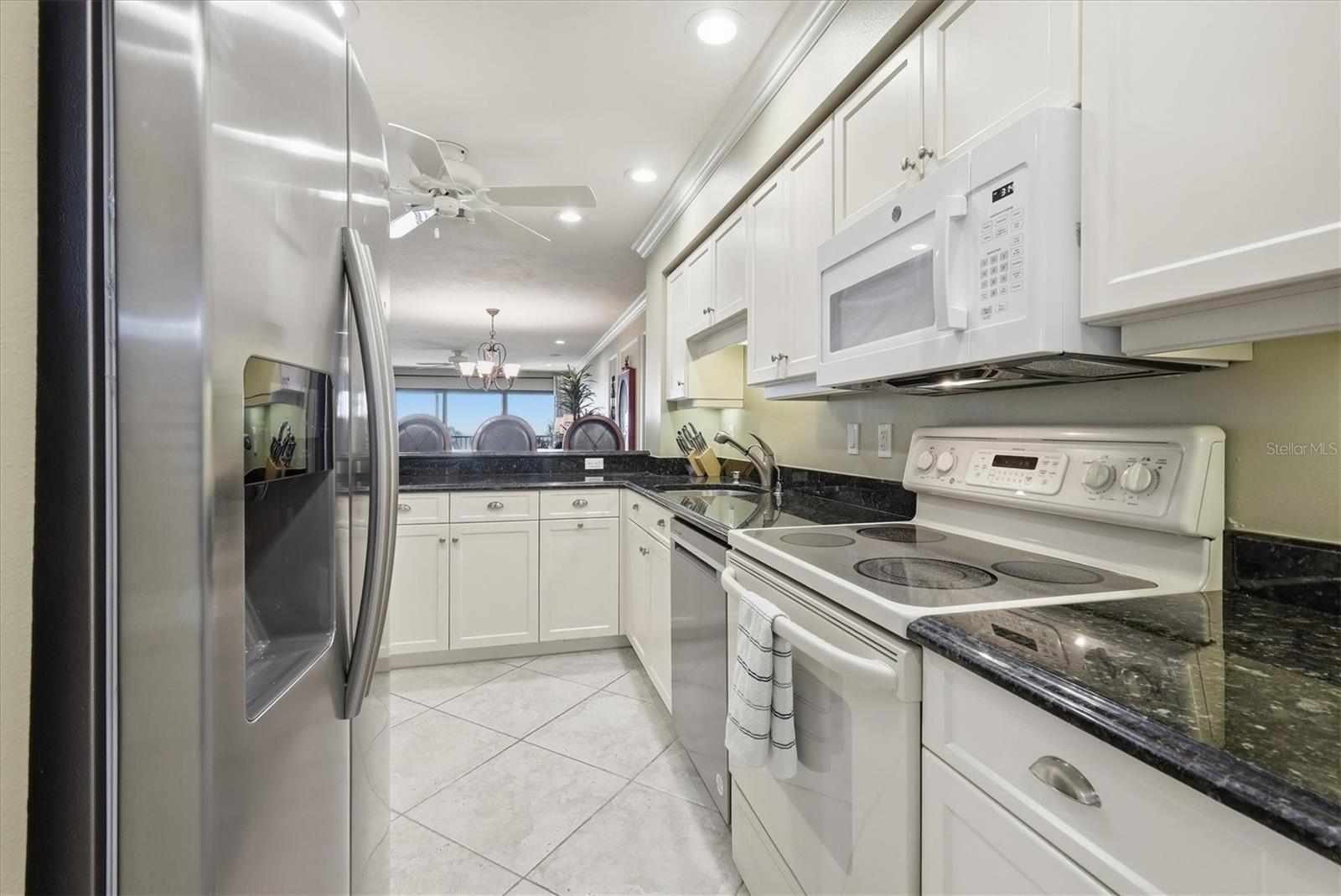 5393 GULF OF MEXICO DR #211