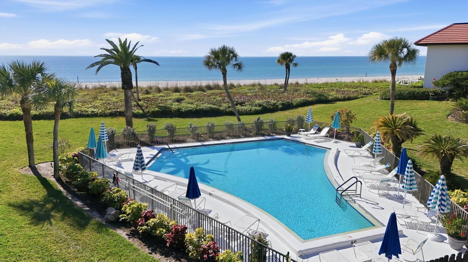 5393 GULF OF MEXICO DR #211