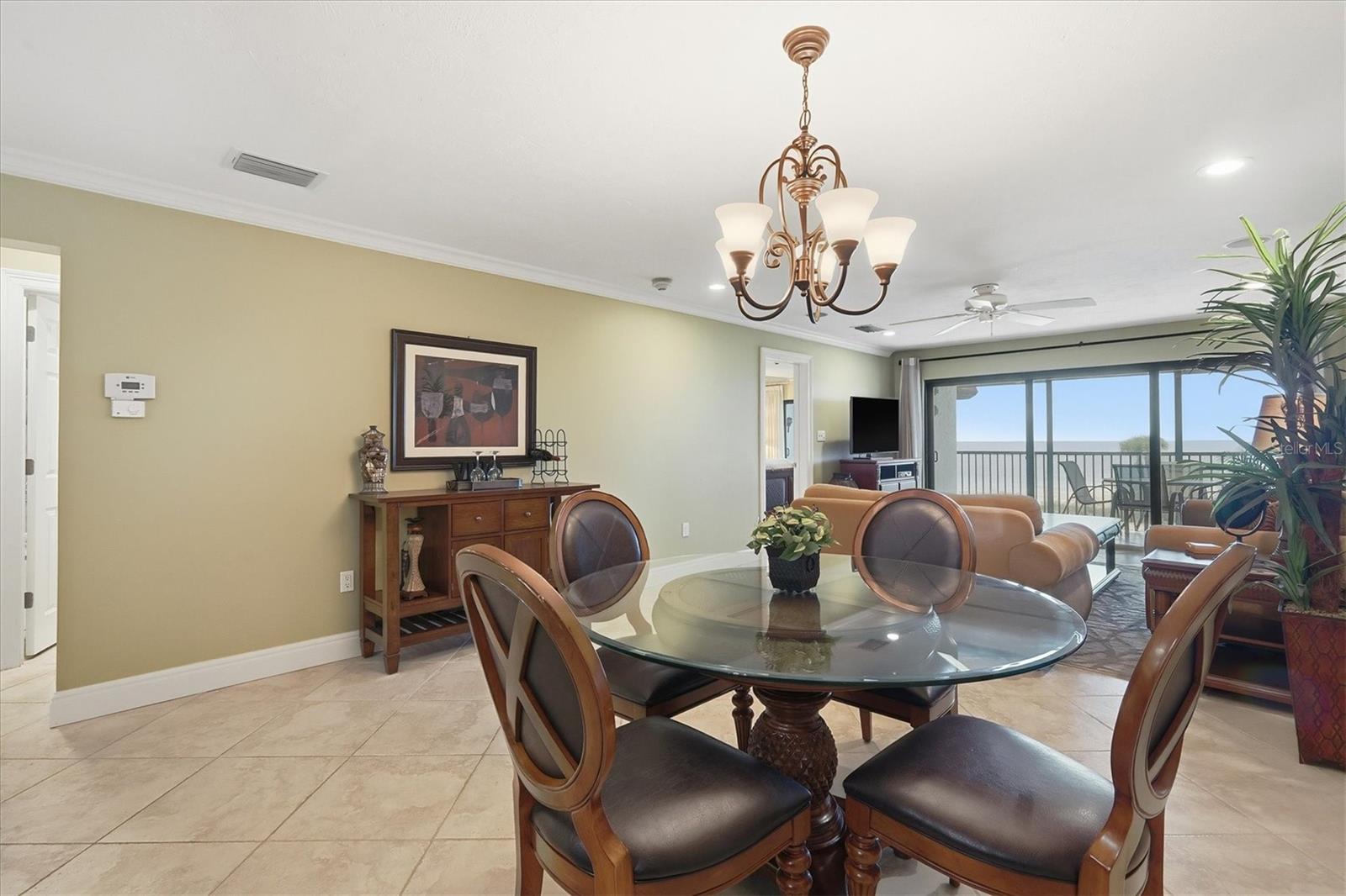 5393 GULF OF MEXICO DR #211