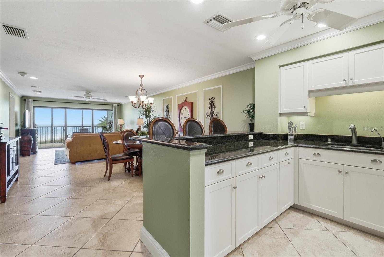 5393 GULF OF MEXICO DR #211