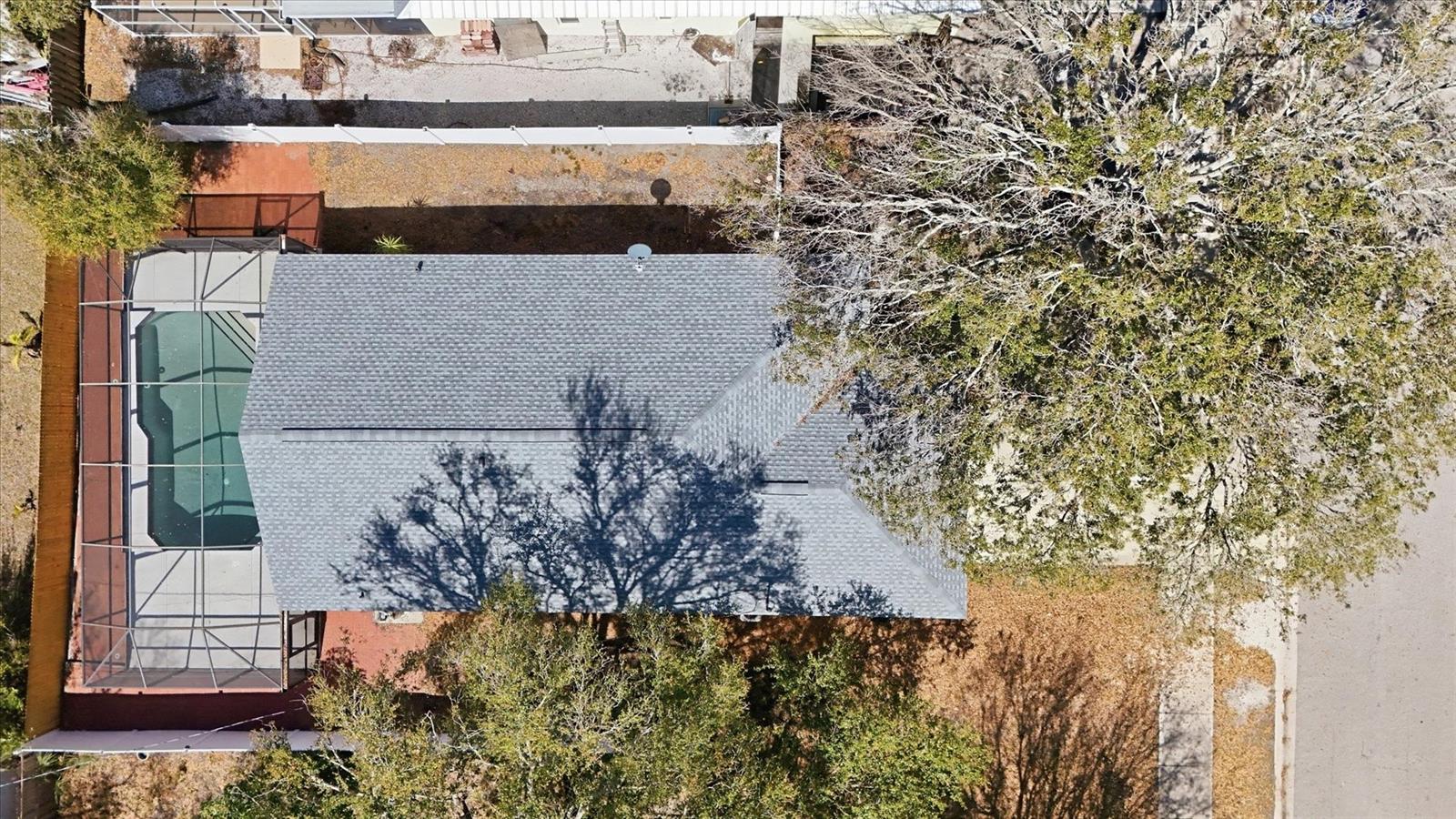 1077 N JEFFERSON AVE