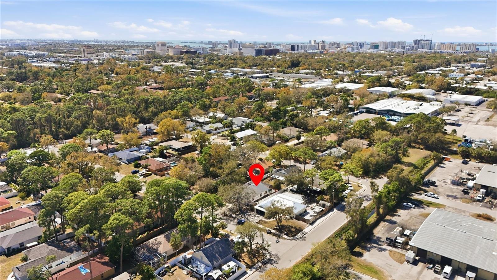 1077 N JEFFERSON AVE