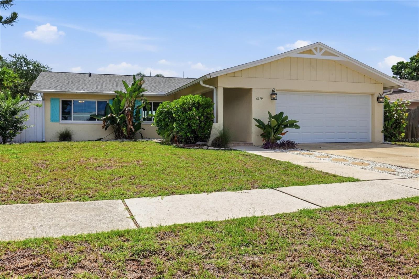 6579 MAUNA LOA BLVD