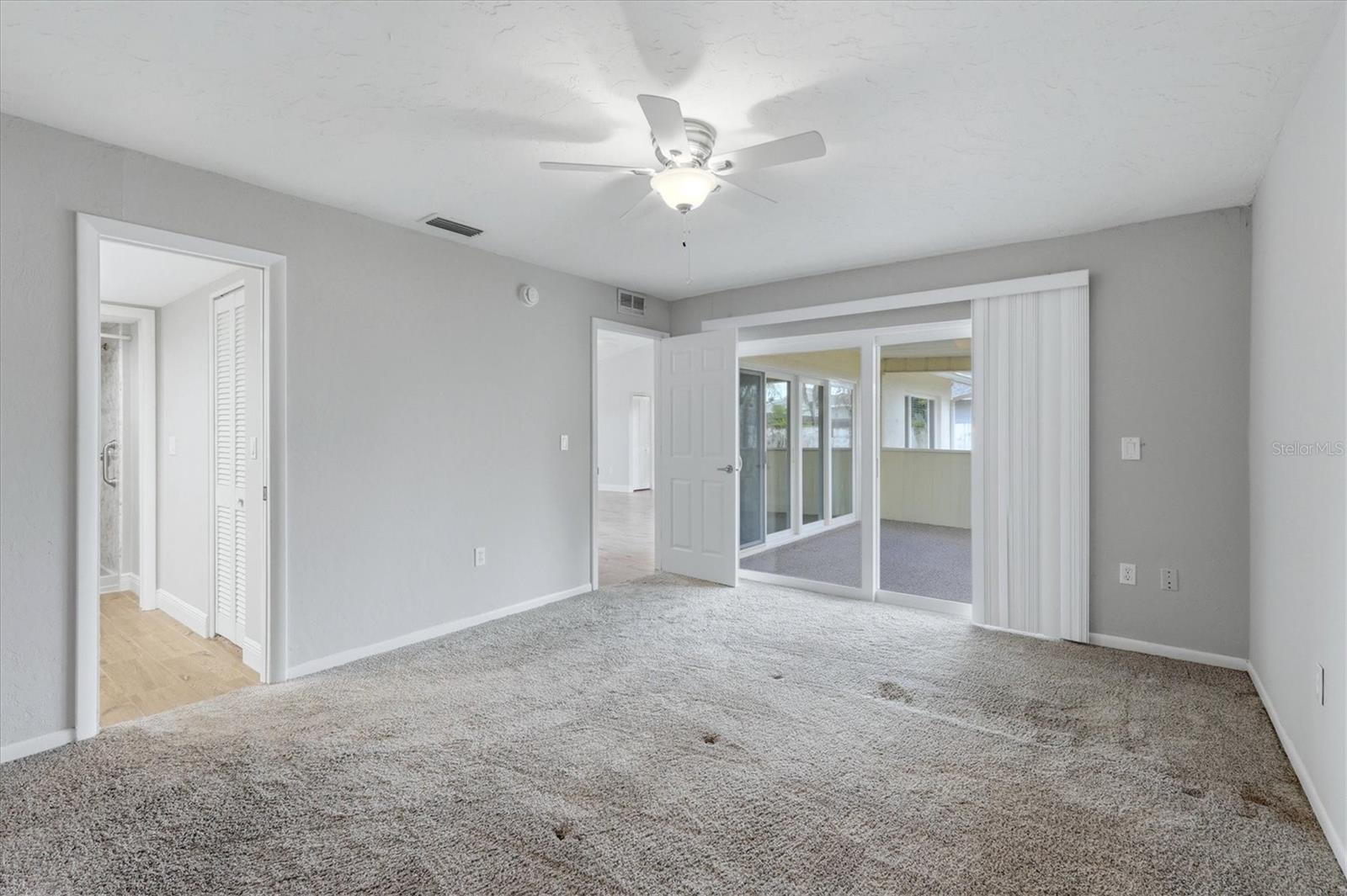 6579 MAUNA LOA BLVD
