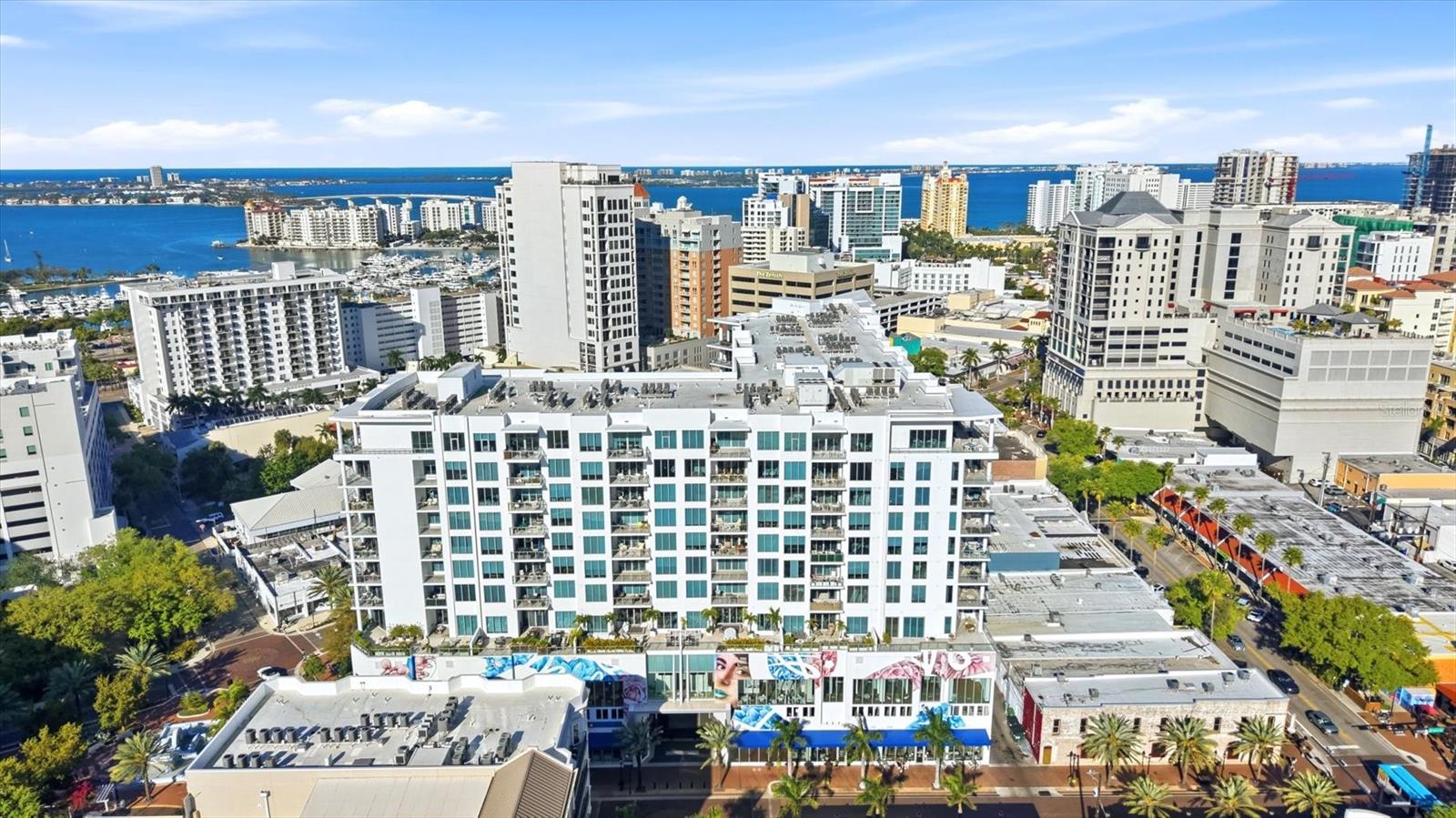 111 S PINEAPPLE AVE #811