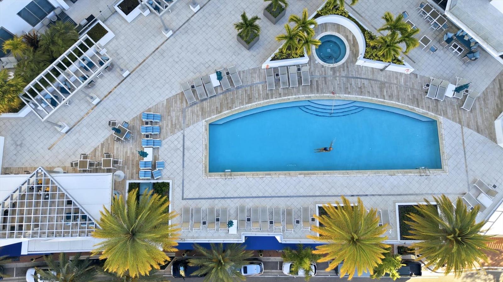 111 S PINEAPPLE AVE #811